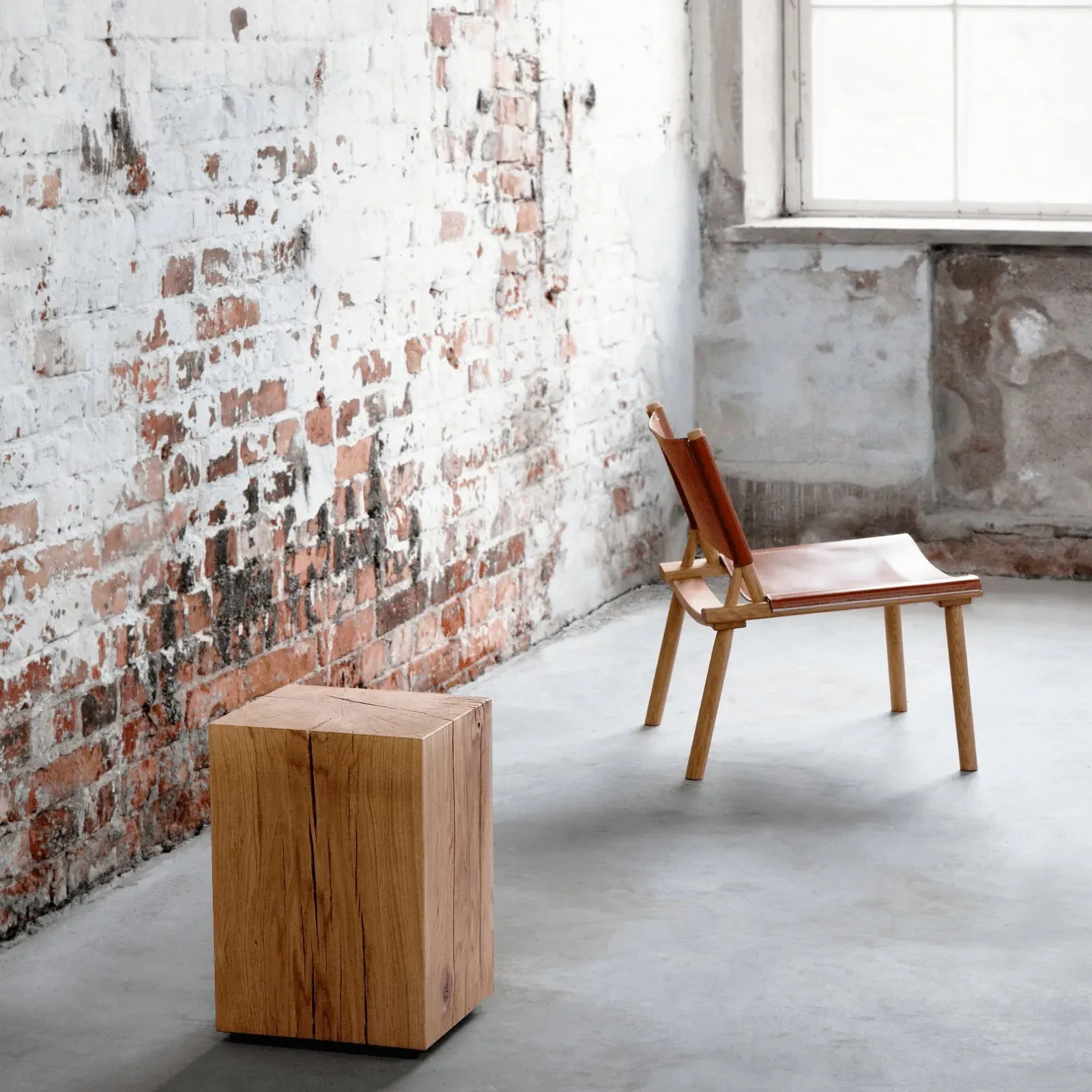 Arte Biennale Stool - Natural, Oak Wood