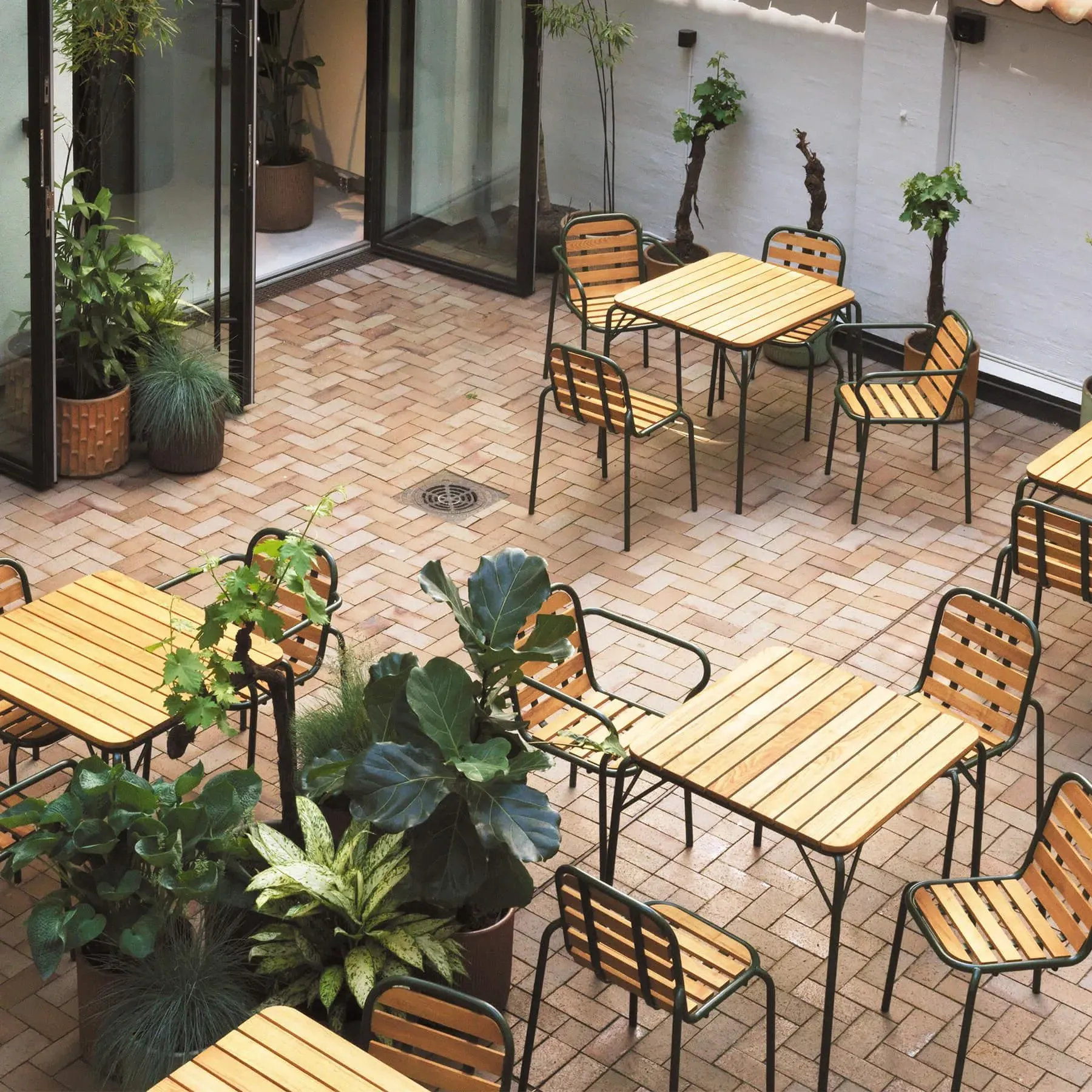 80cm Garden Table - Black, Steel & Robinia Wood