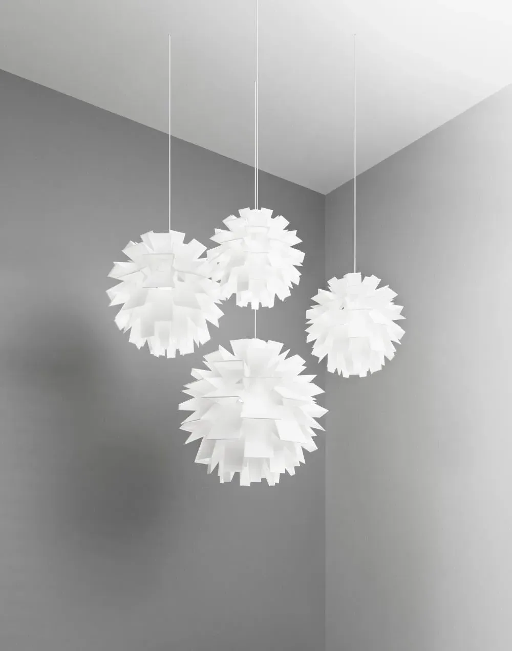 Extra Extra Large Pendant Light Self-Assembly
