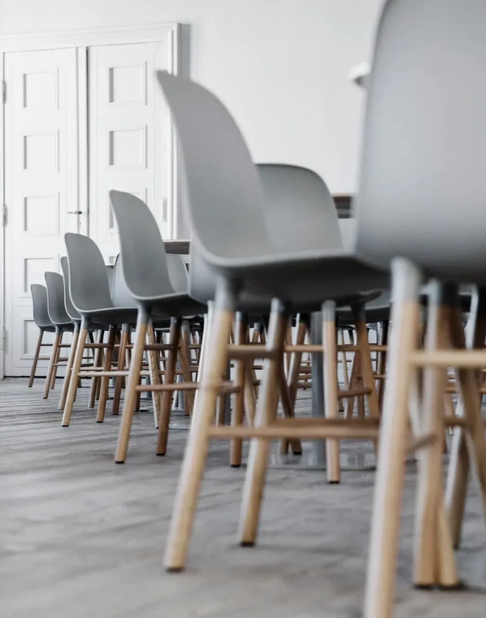 Form Chair with Wooden Legs - Grey, Oak