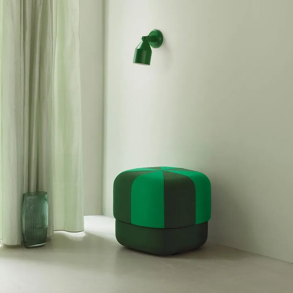 Klip Wall Lamp with Swivel - Black