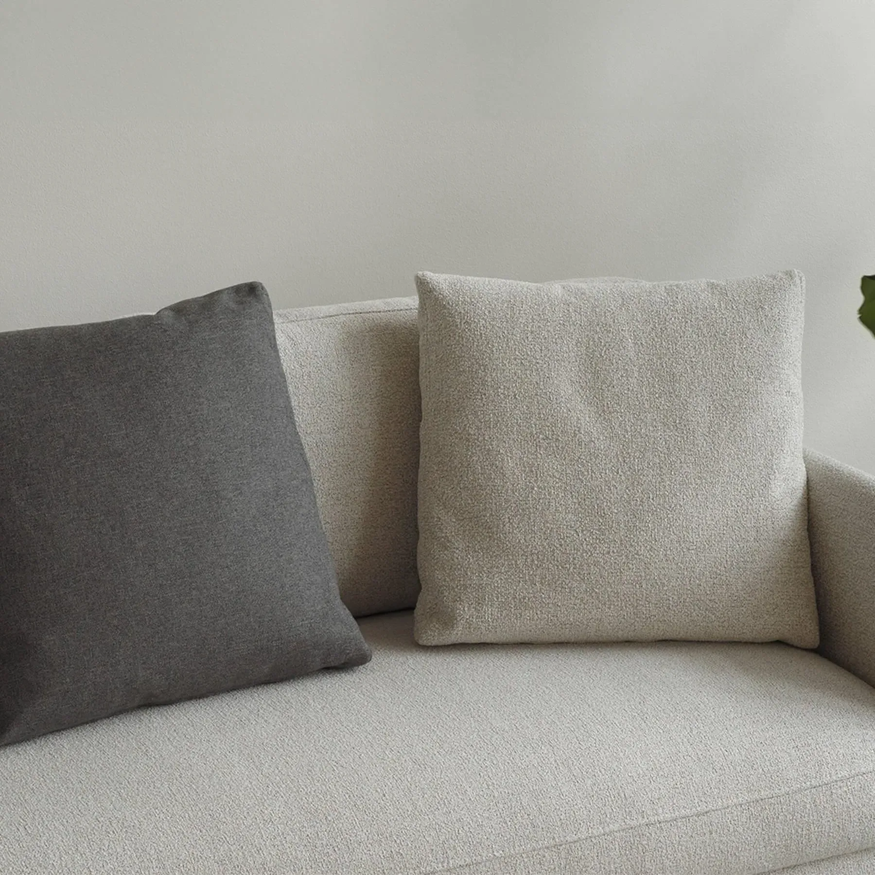 Rar Cushion - Dark Grey