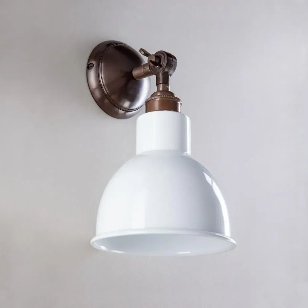 Churchill Wall Light Short Arm - Antique Brass