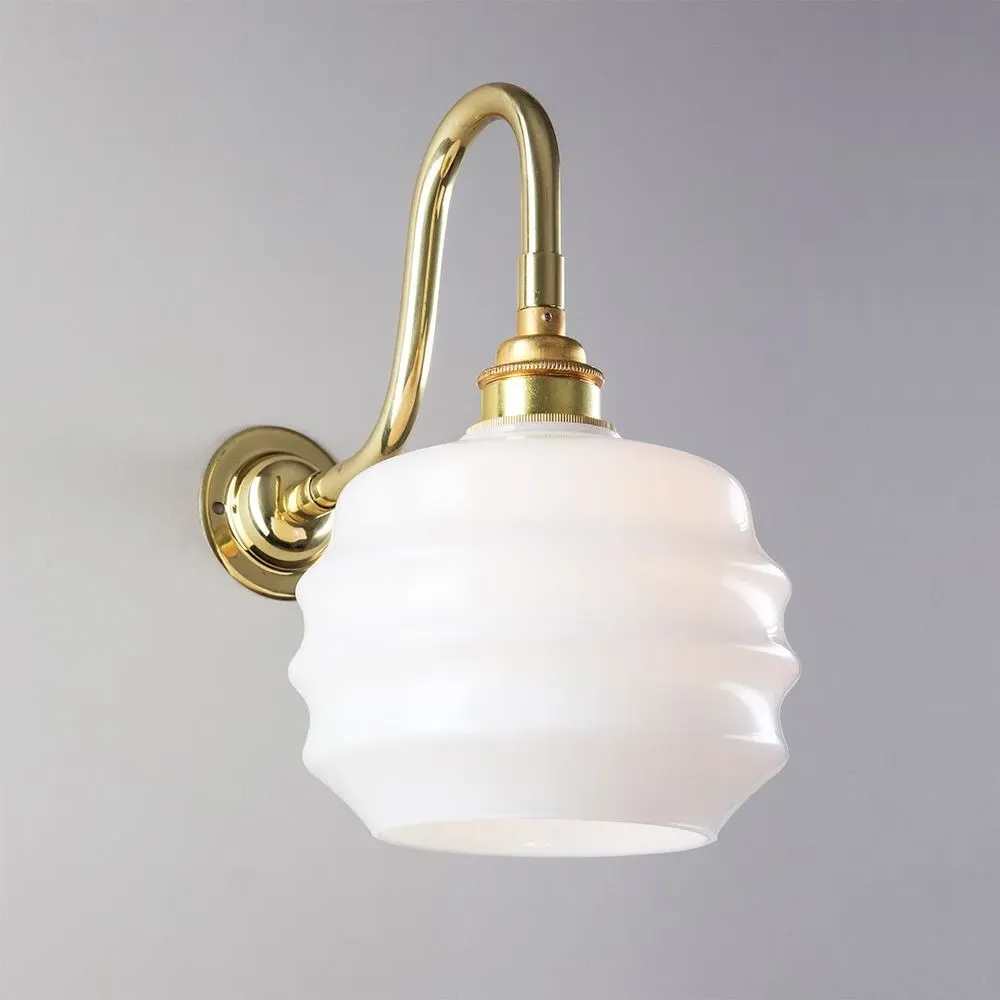Deco Wall Light with Swan Arm - Brass, Glass
