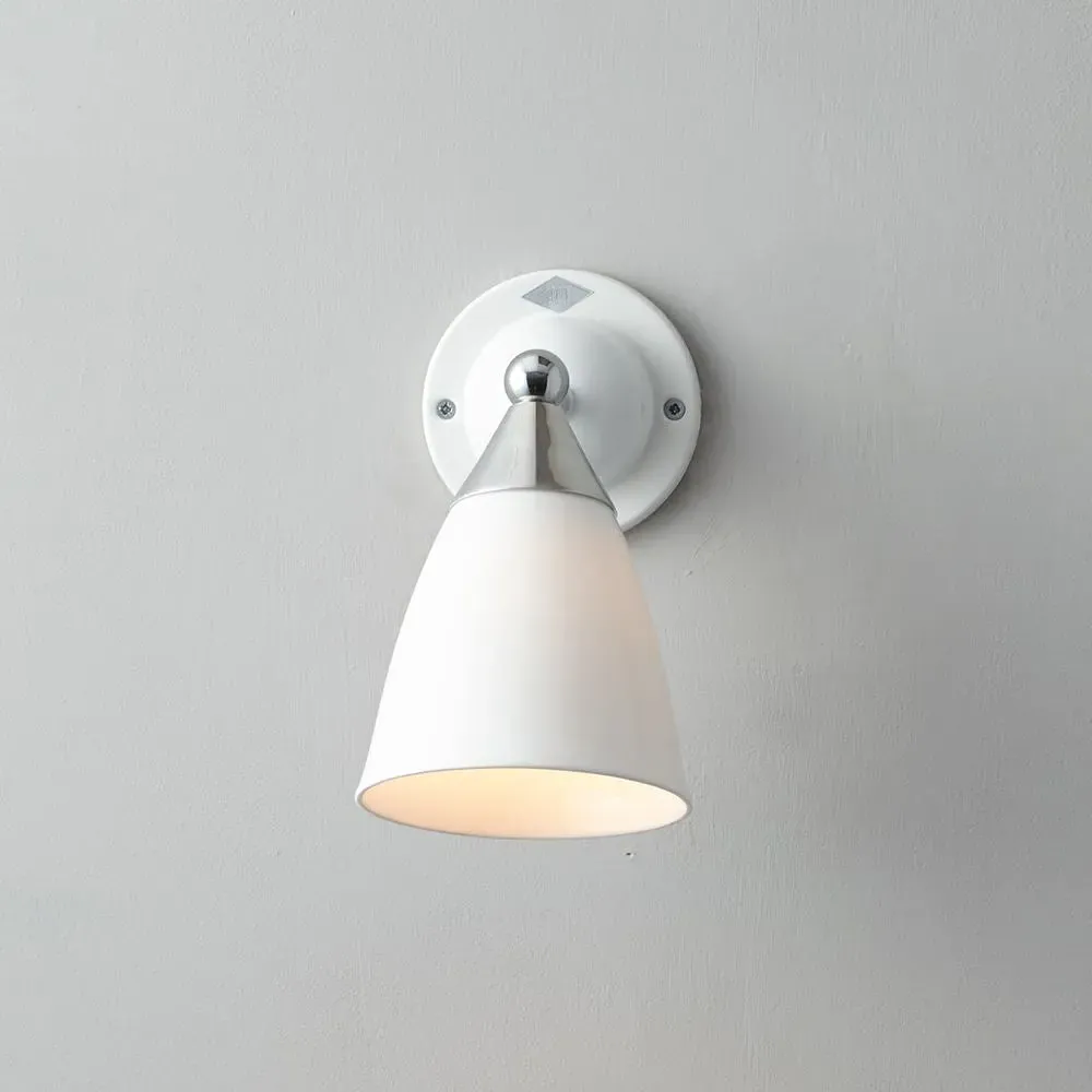 Adjustable Wall Light with Switch - Prismatic