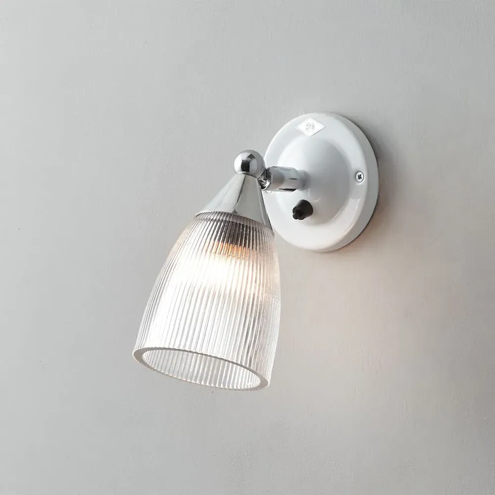 Adjustable Wall Light with Switch - Prismatic