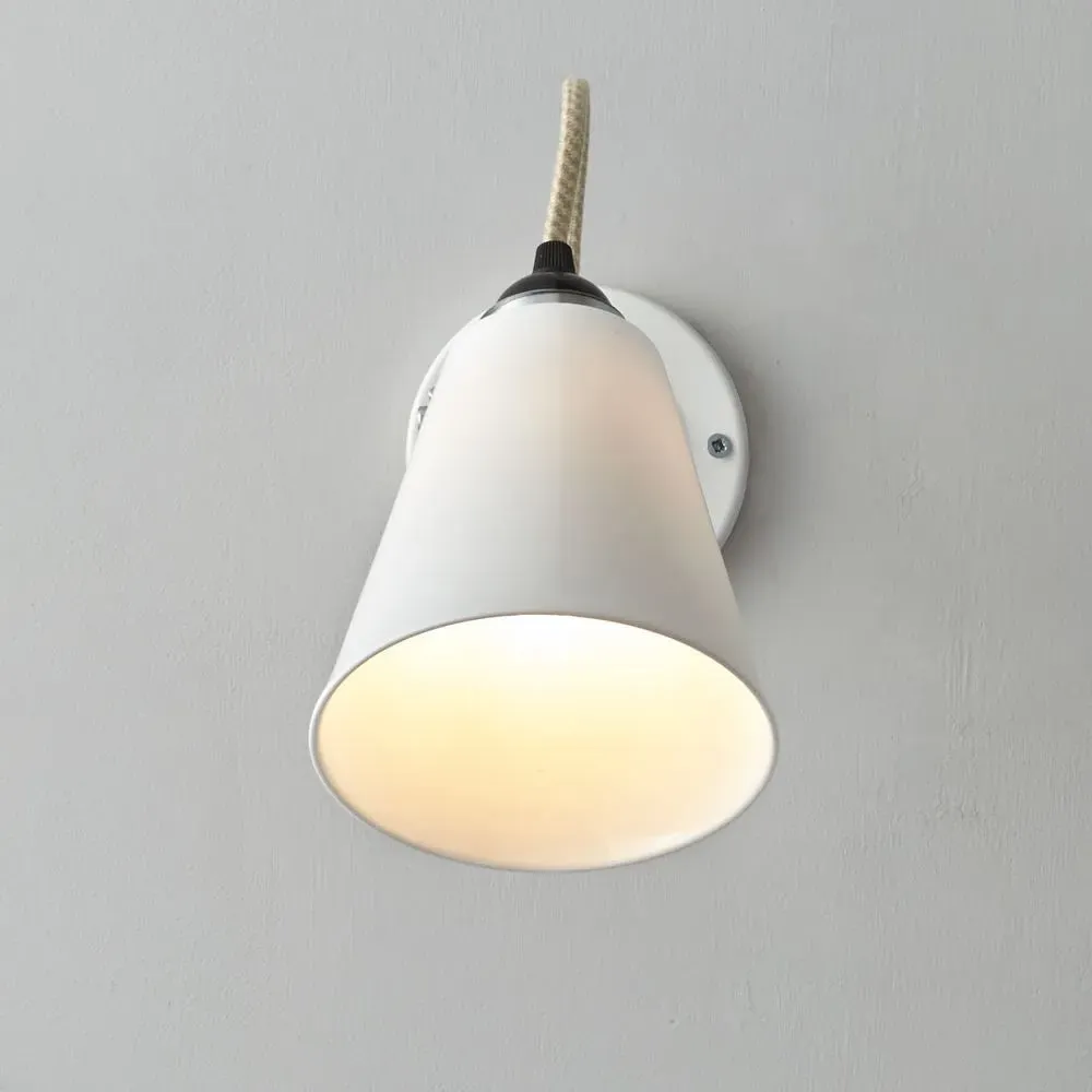 Small Flowerpot Wall Light - Bone China