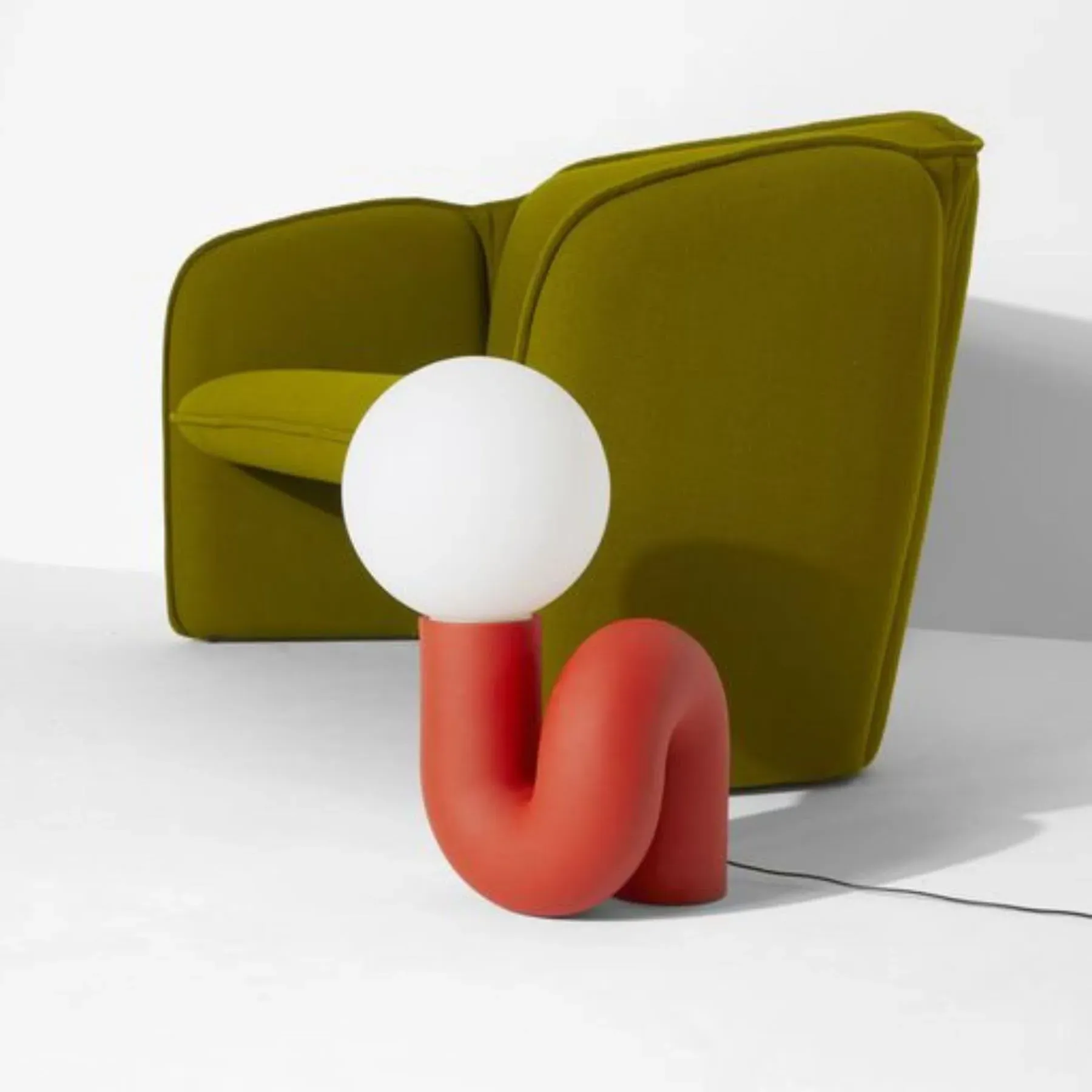 Large Table Lamp with Opaline Glass - Vermilion