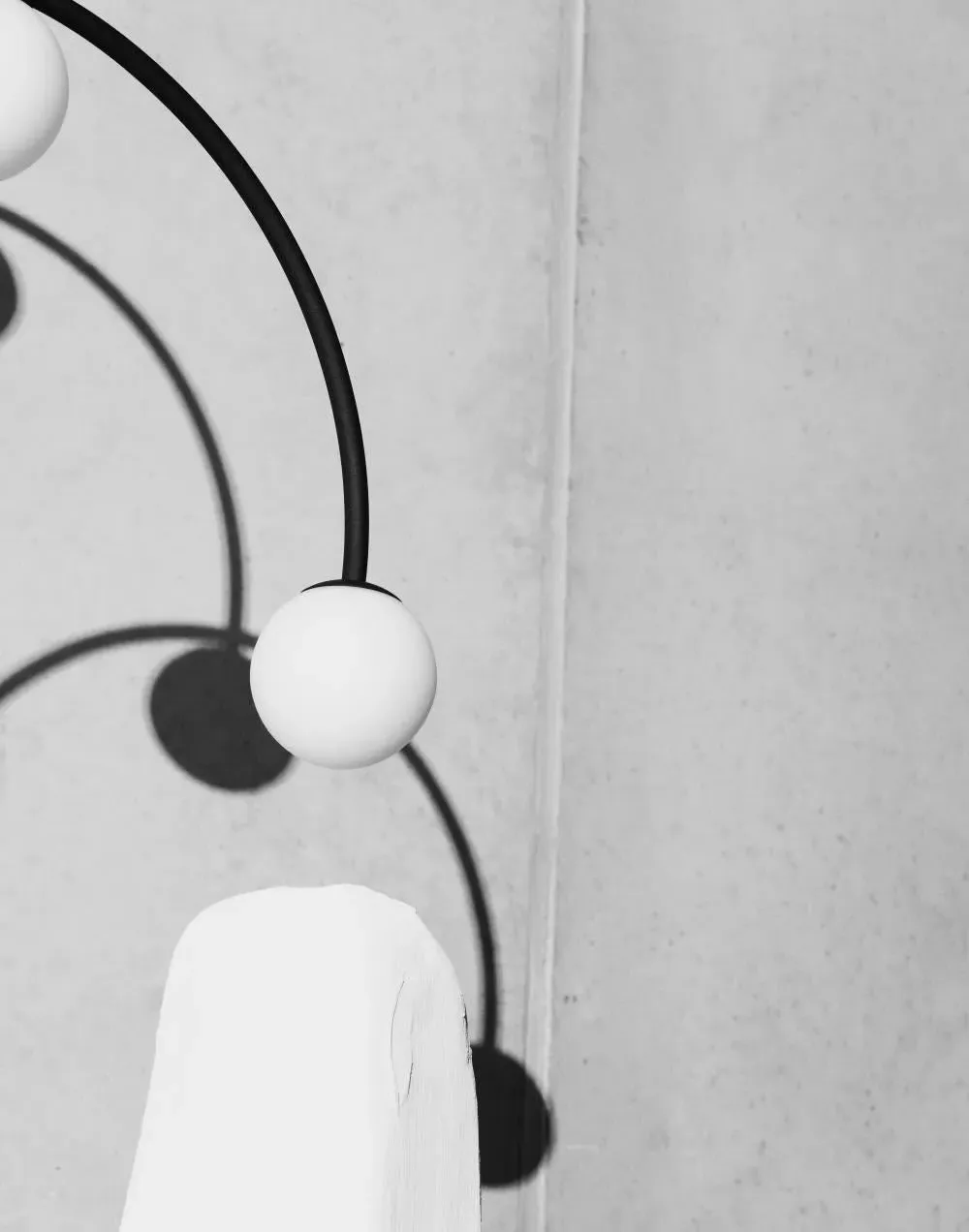 169cm Pendant Light with Graphic Pattern