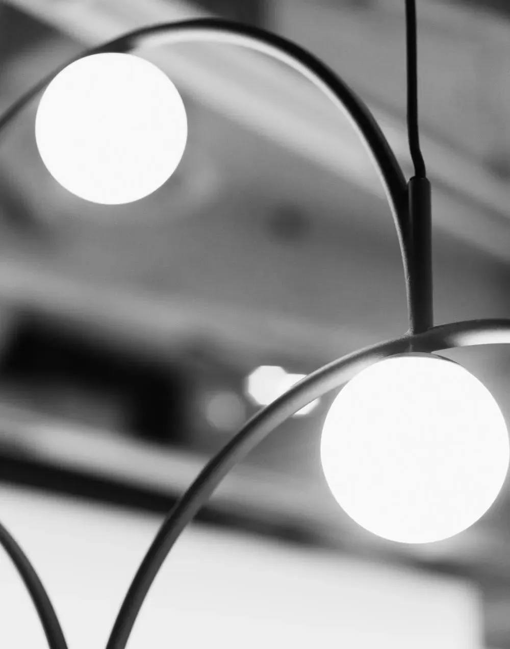 169cm Pendant Light with Graphic Pattern