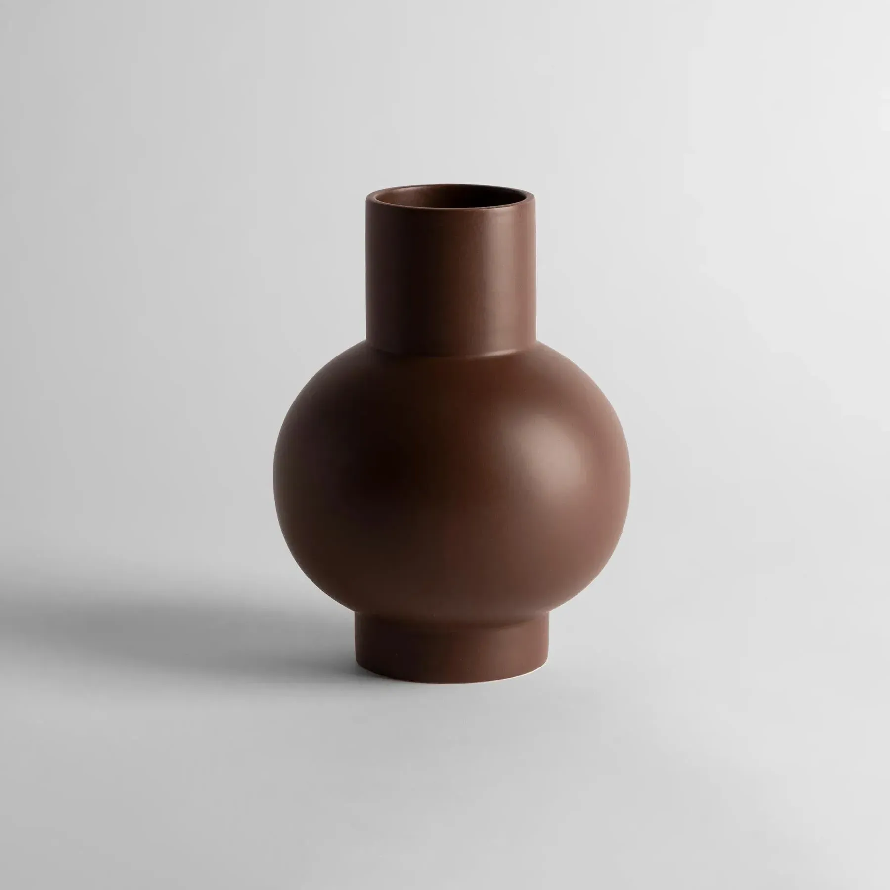 Large Vase with Geometric Design - Chocolate
