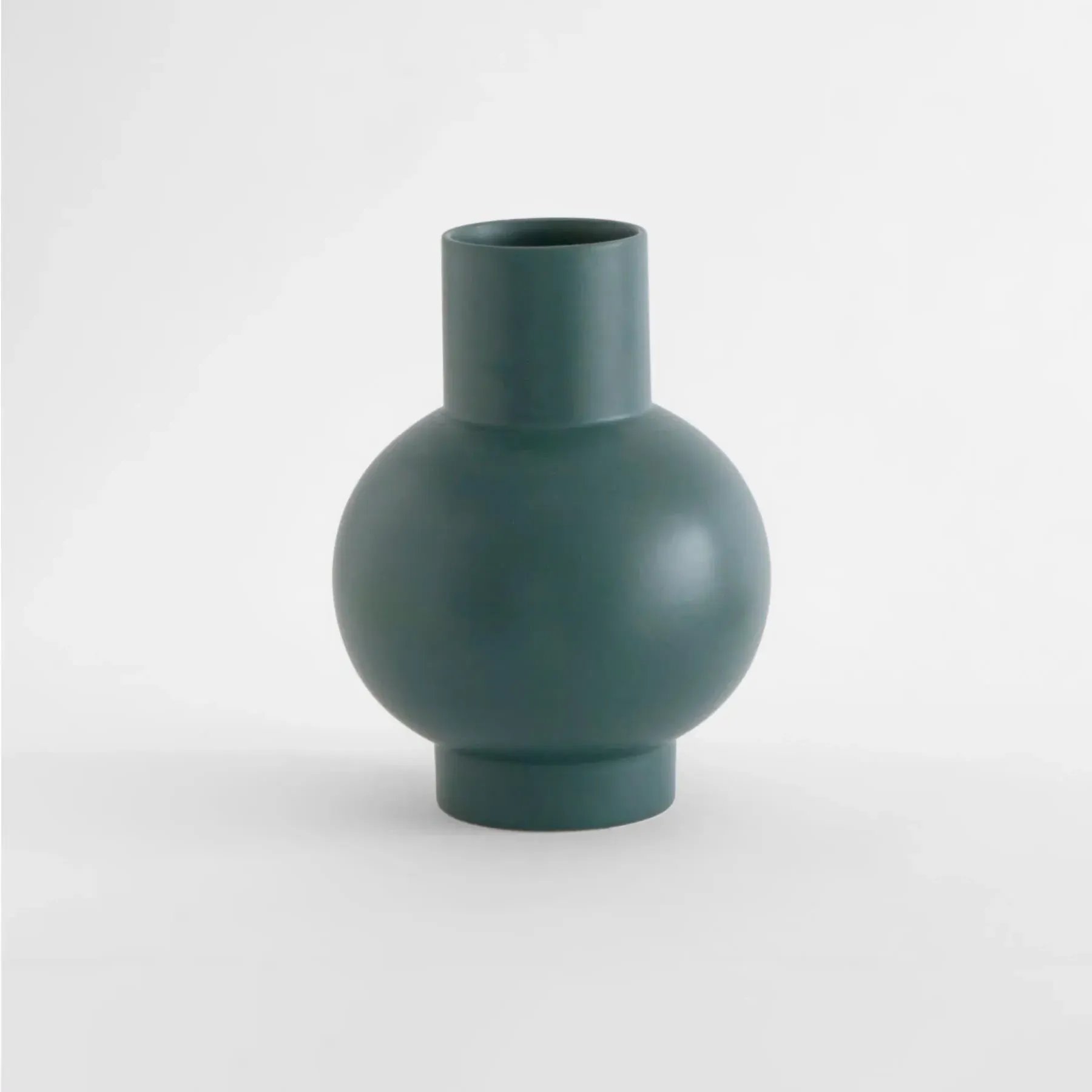 Strom Large Vase - Green Gables, Earthenware