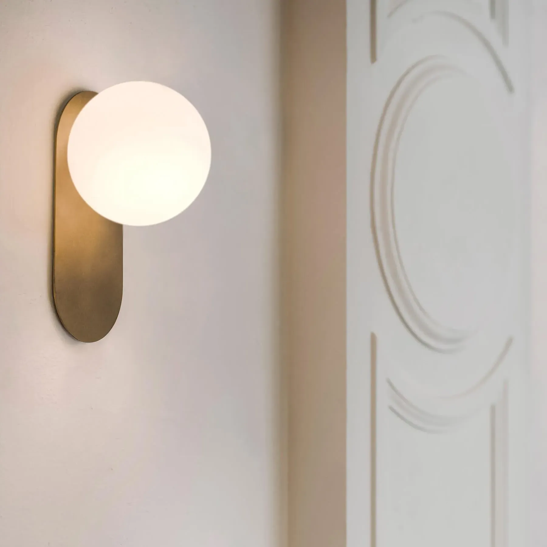 Large Wall Light with Globe - Burnished Brass