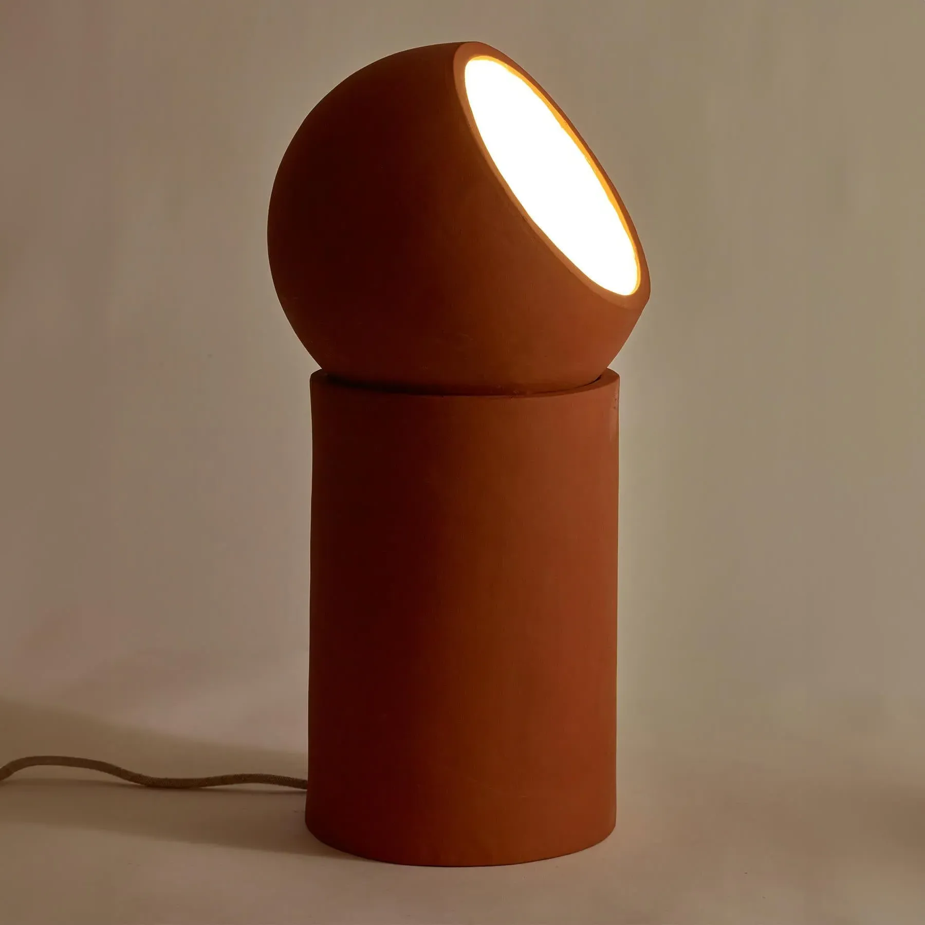 Large Table Lamp with Adjustable Light - Terracotta