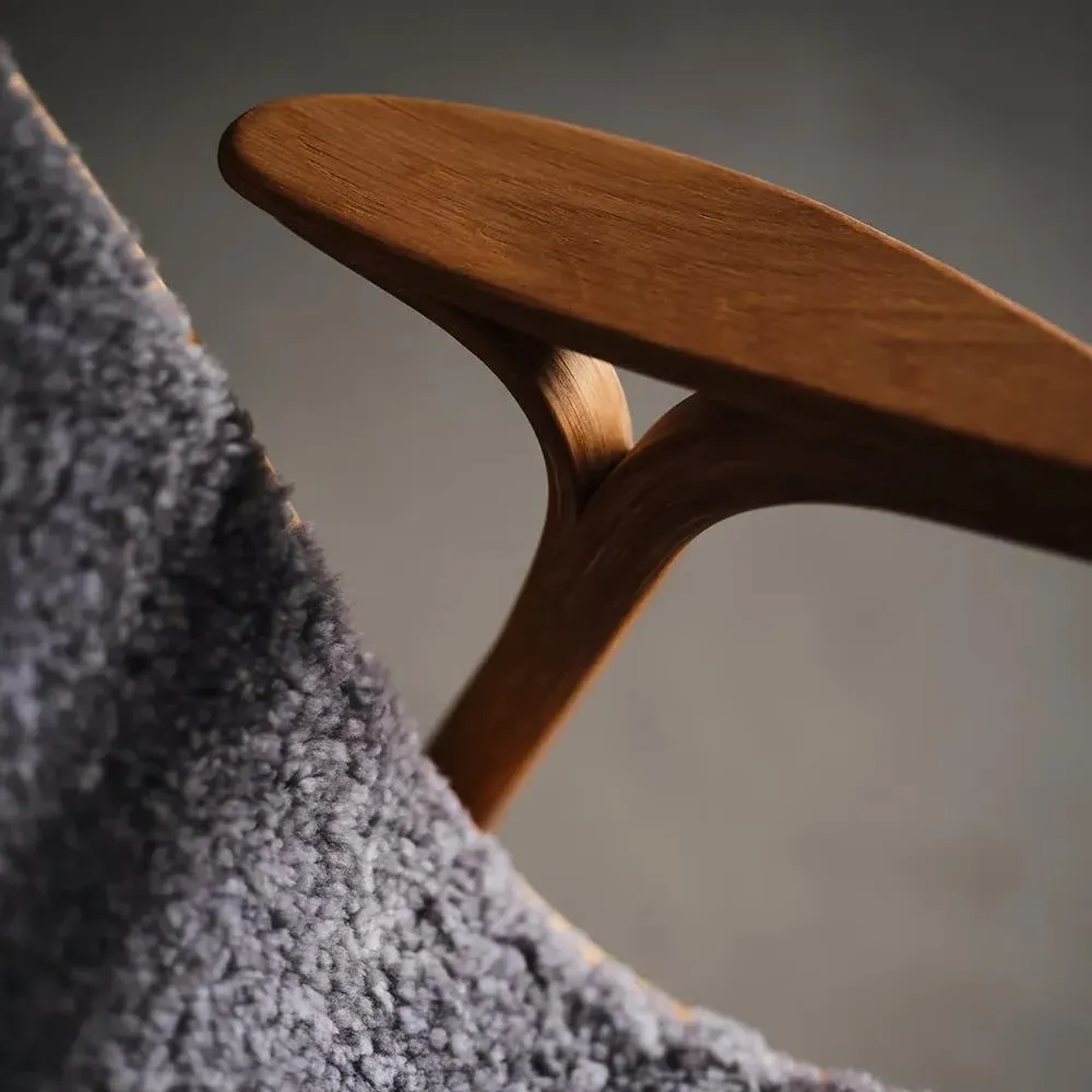 Easy Chair with Sheepskin - Sahara, Beech