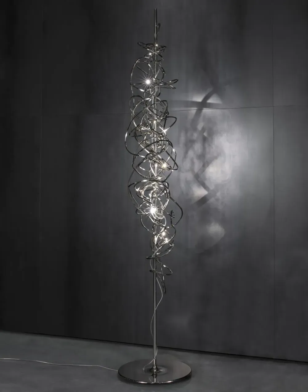 Elongated Floor Light - Gold Plated Metal image