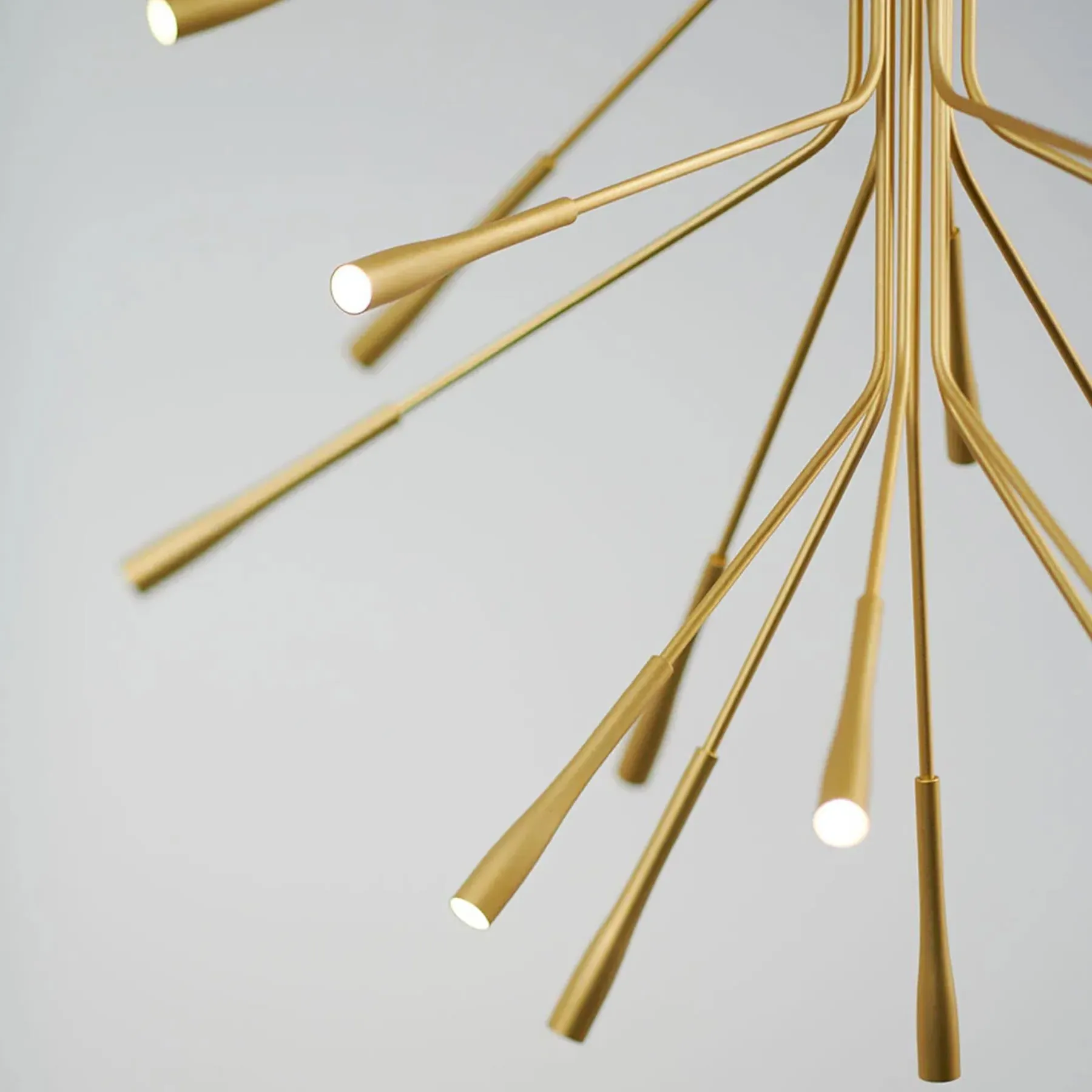 Lightweight Chandelier with Bold Arms - Gold, Aluminium