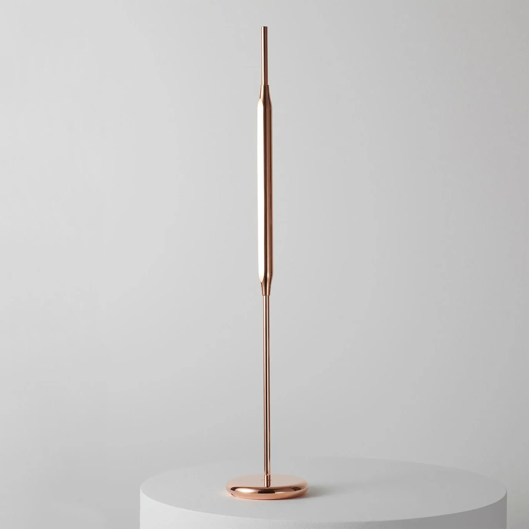 Small Reed Table Lamp - Fir Green, Metal