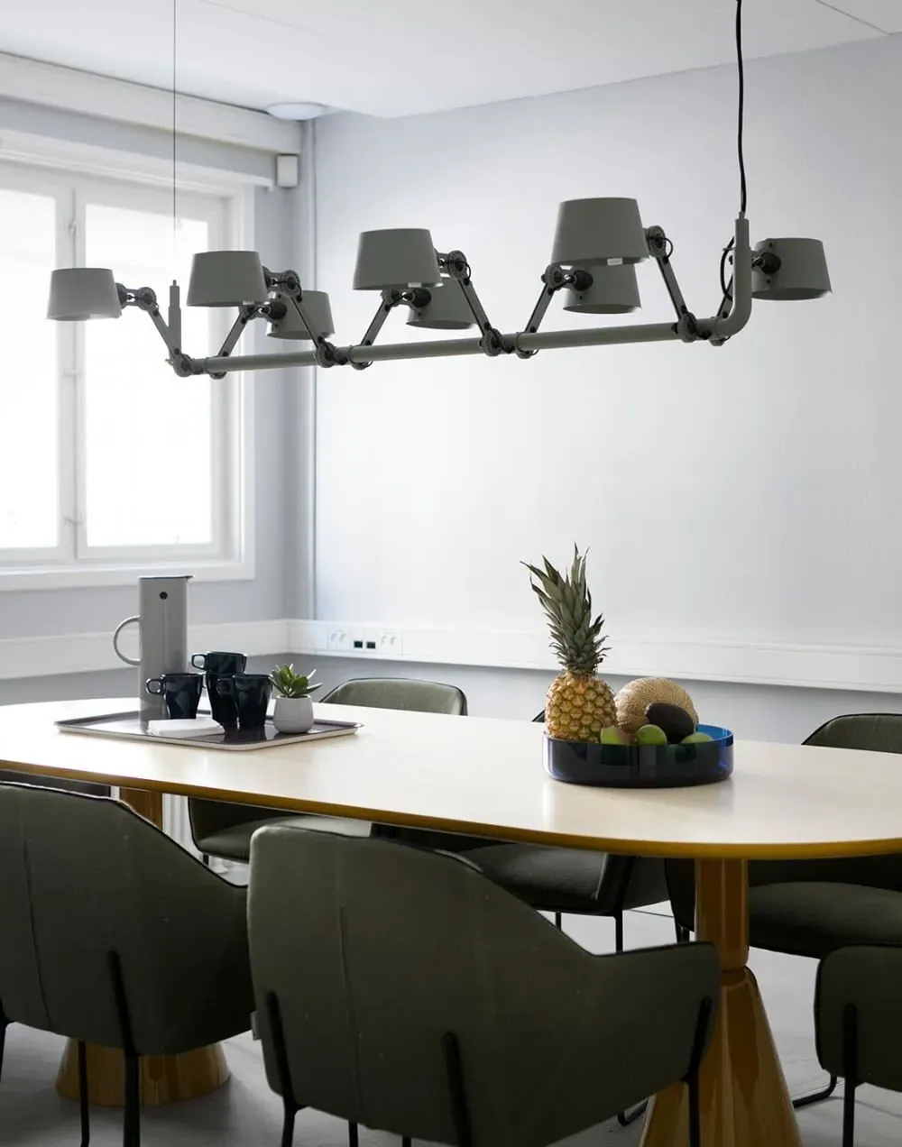 12-Light Pendant Chandelier - Black, Brass