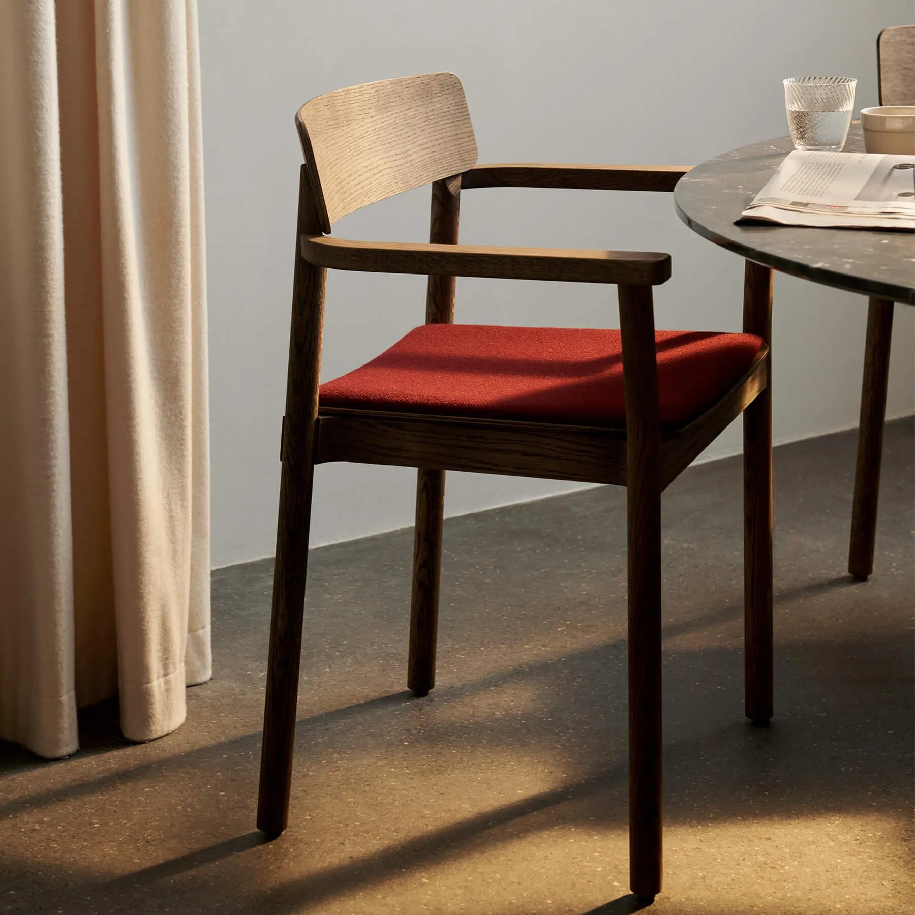 Betty Armchair - Hallingdal, Oak