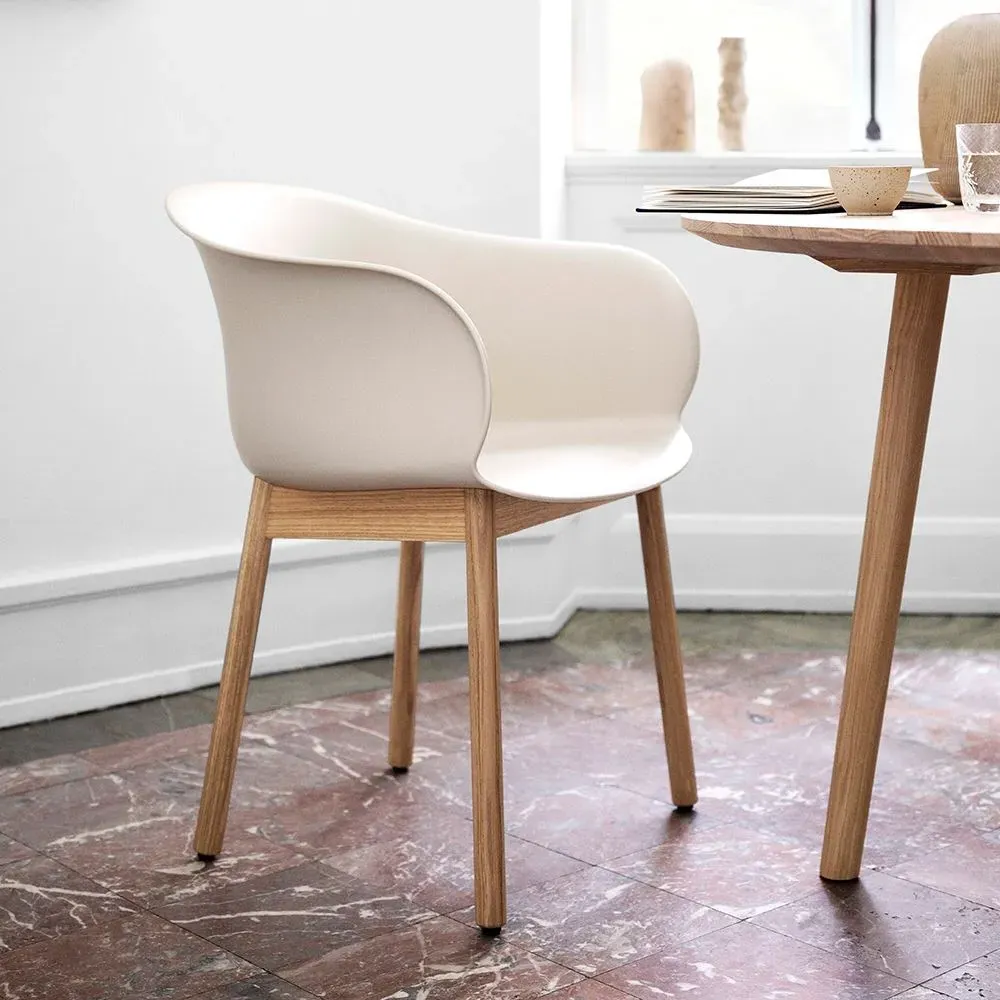 Dining Chair with Wooden Legs - Black