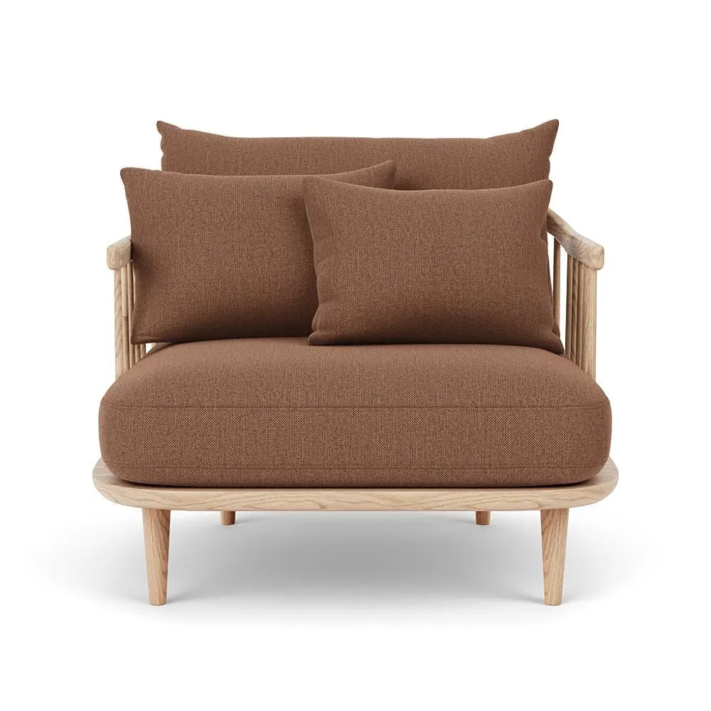 Fly Lounge Chair with Cushions - Oak