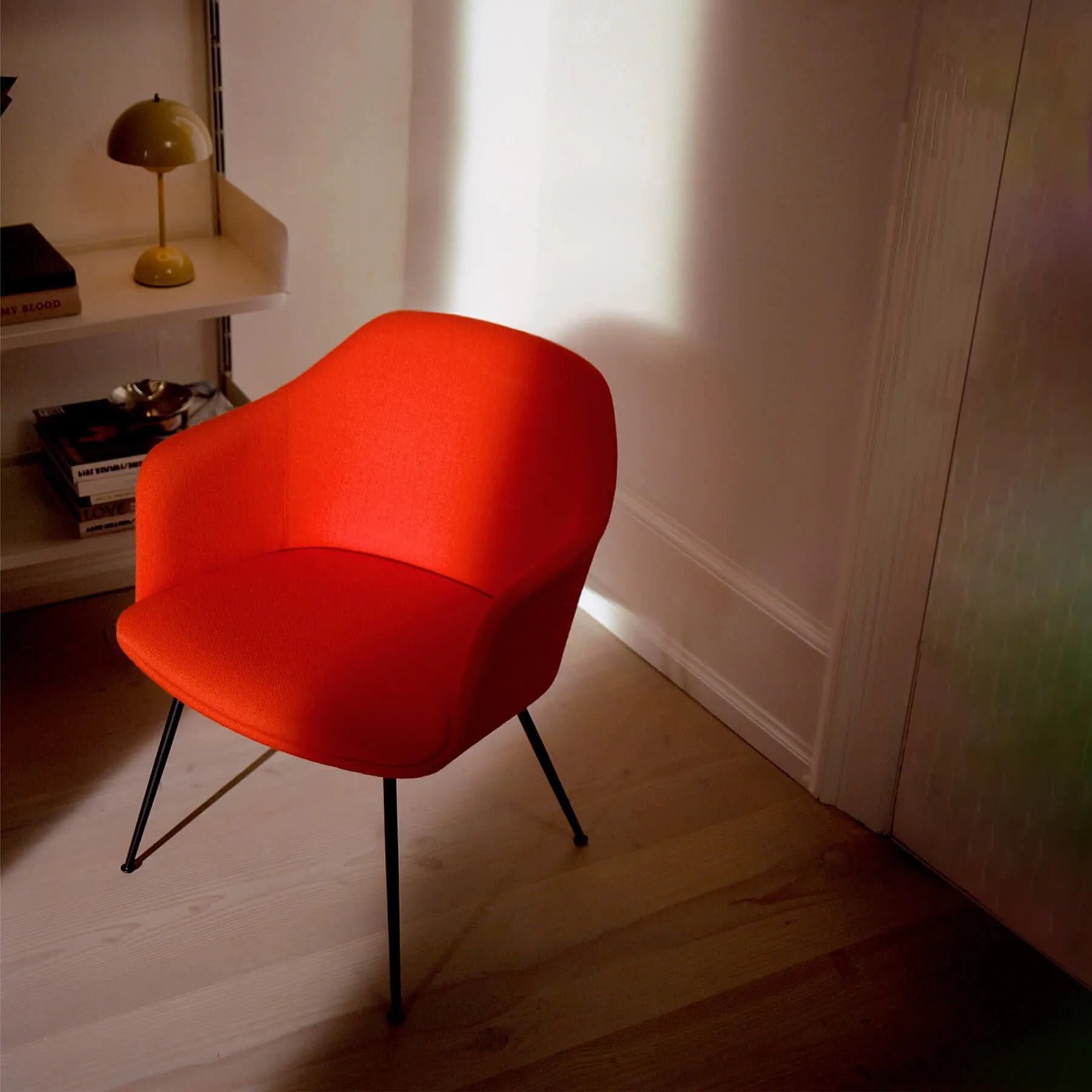 HW104 Rely Lounge Chair - Vidar 582