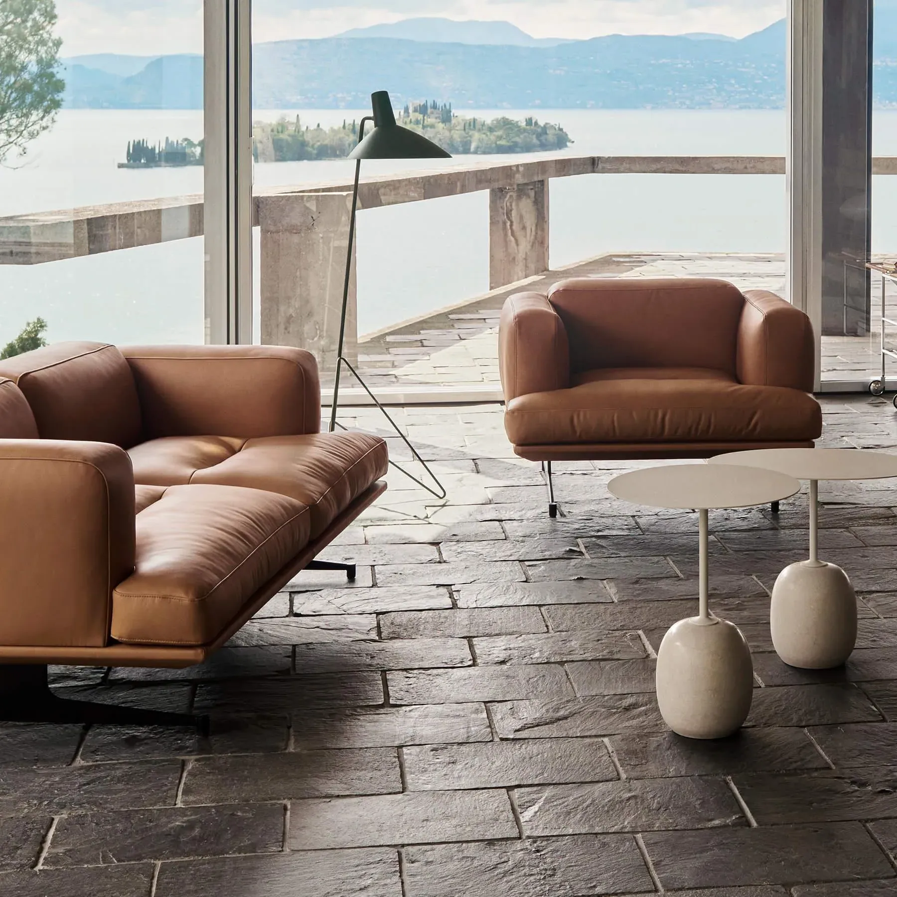 Lounge Chair with Aluminium Base - Clay