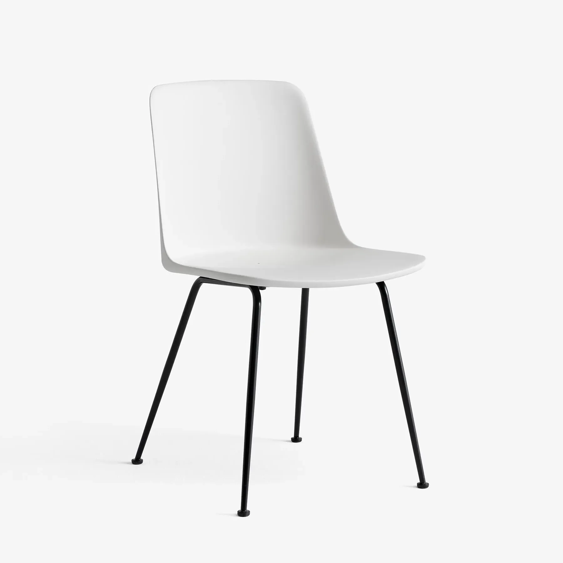 Outdoor Chair with Ergonomic Design - White