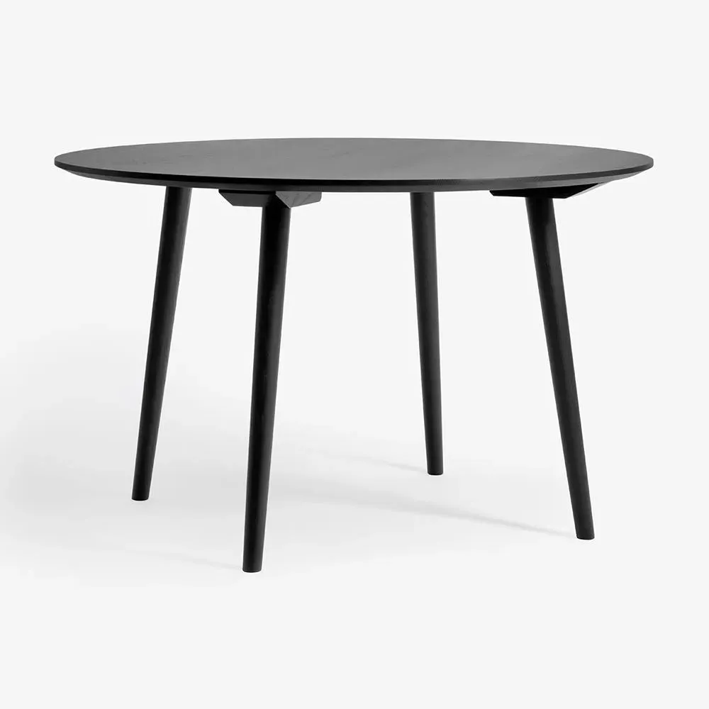 Round Dining Table - Black, Lacquered Oak