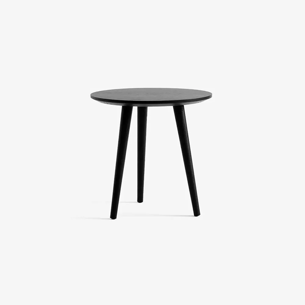 Round Lounge Table - Black, Lacquered Oak image