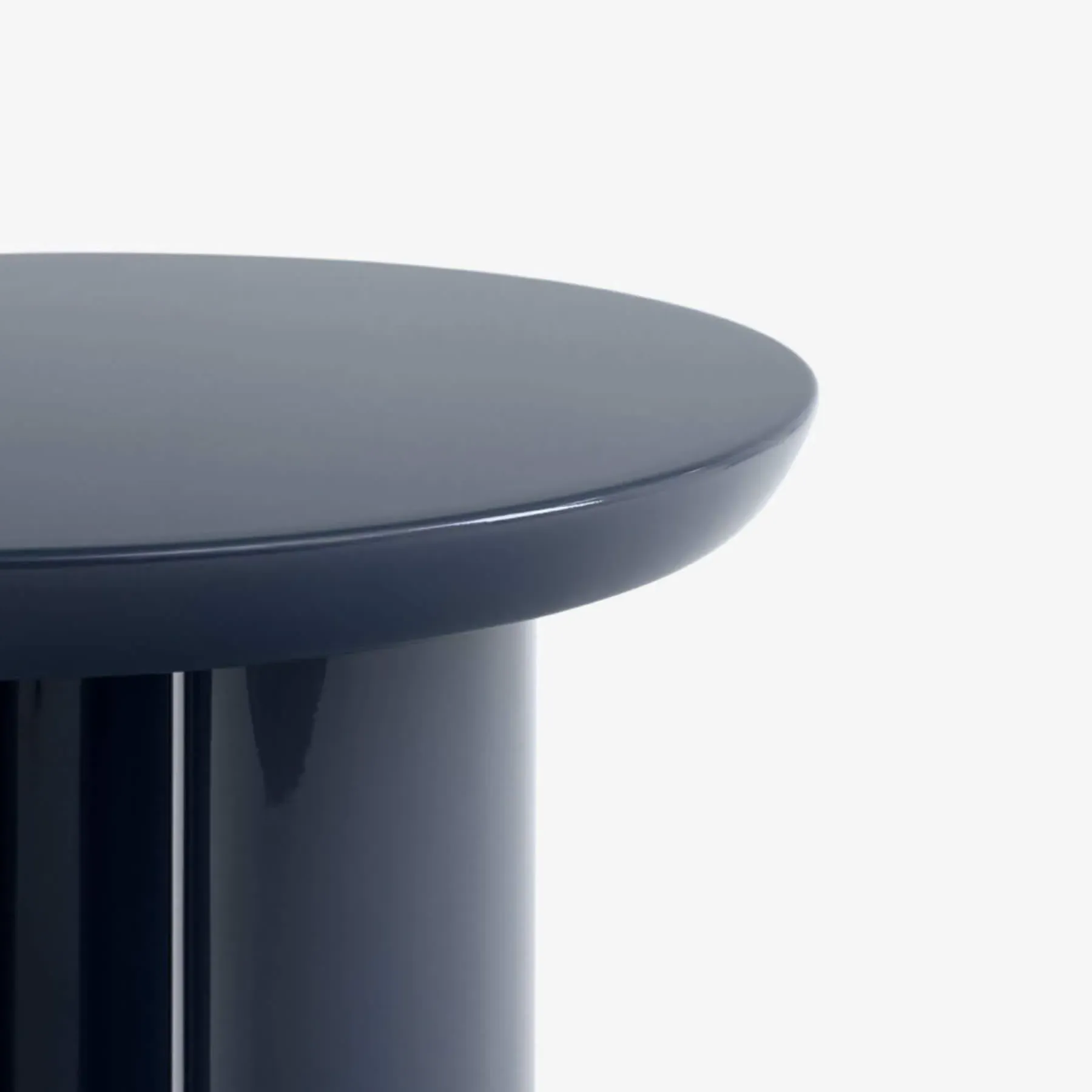 Round Side Table with Curved Legs - Burgundy Red