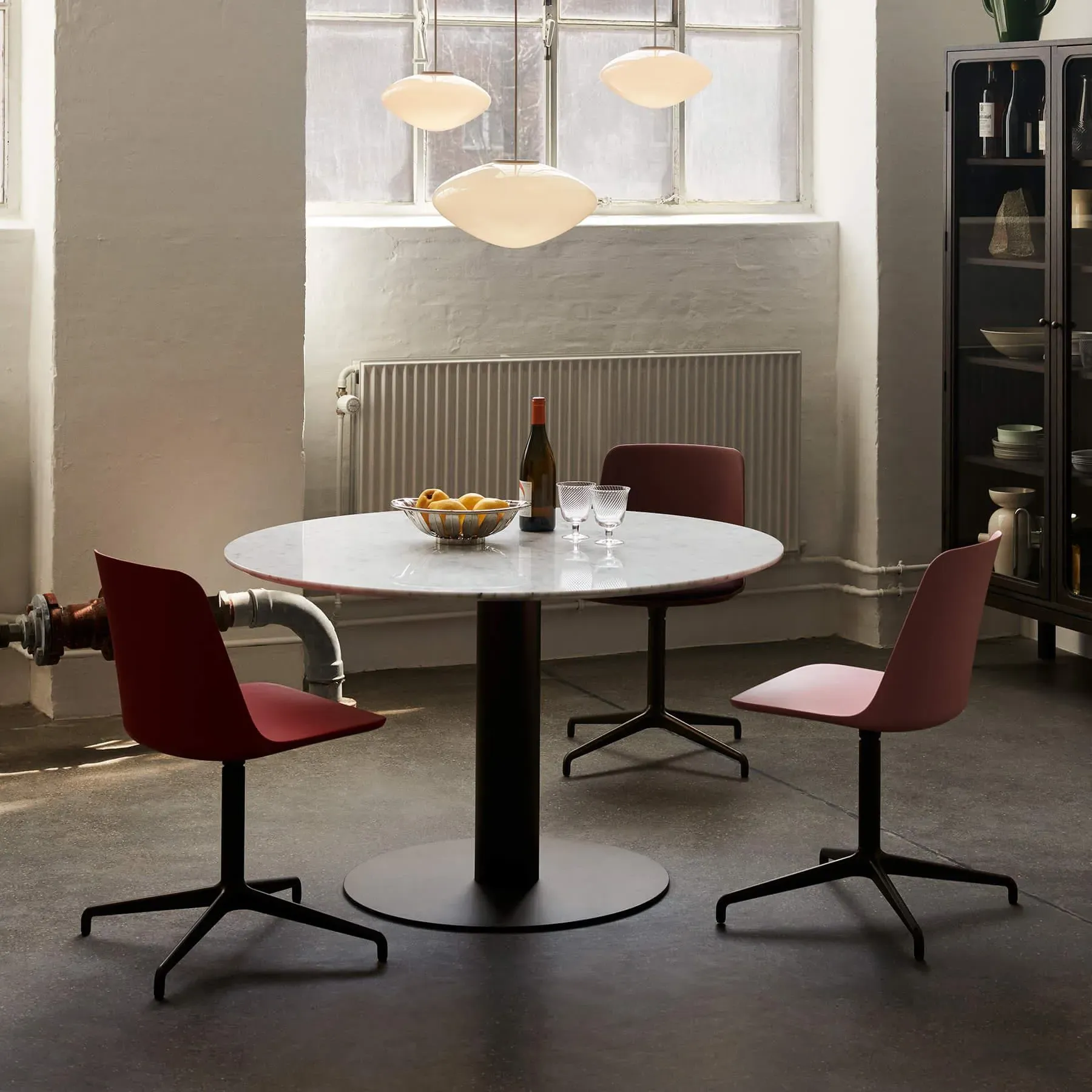 SK19 HW11 In Between Rely Dining Bundle - Black, Marble image