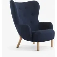 VB3 Petra Lounge Chair - Vidar 554, Oiled Oak