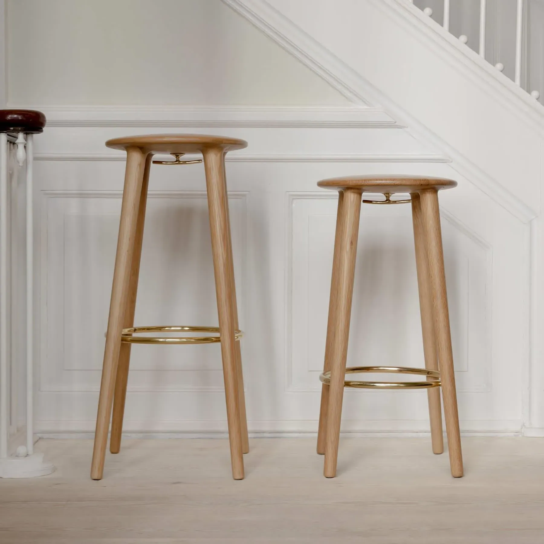 Bar Stool with Footrest - Dark Oak, Solid Wood
