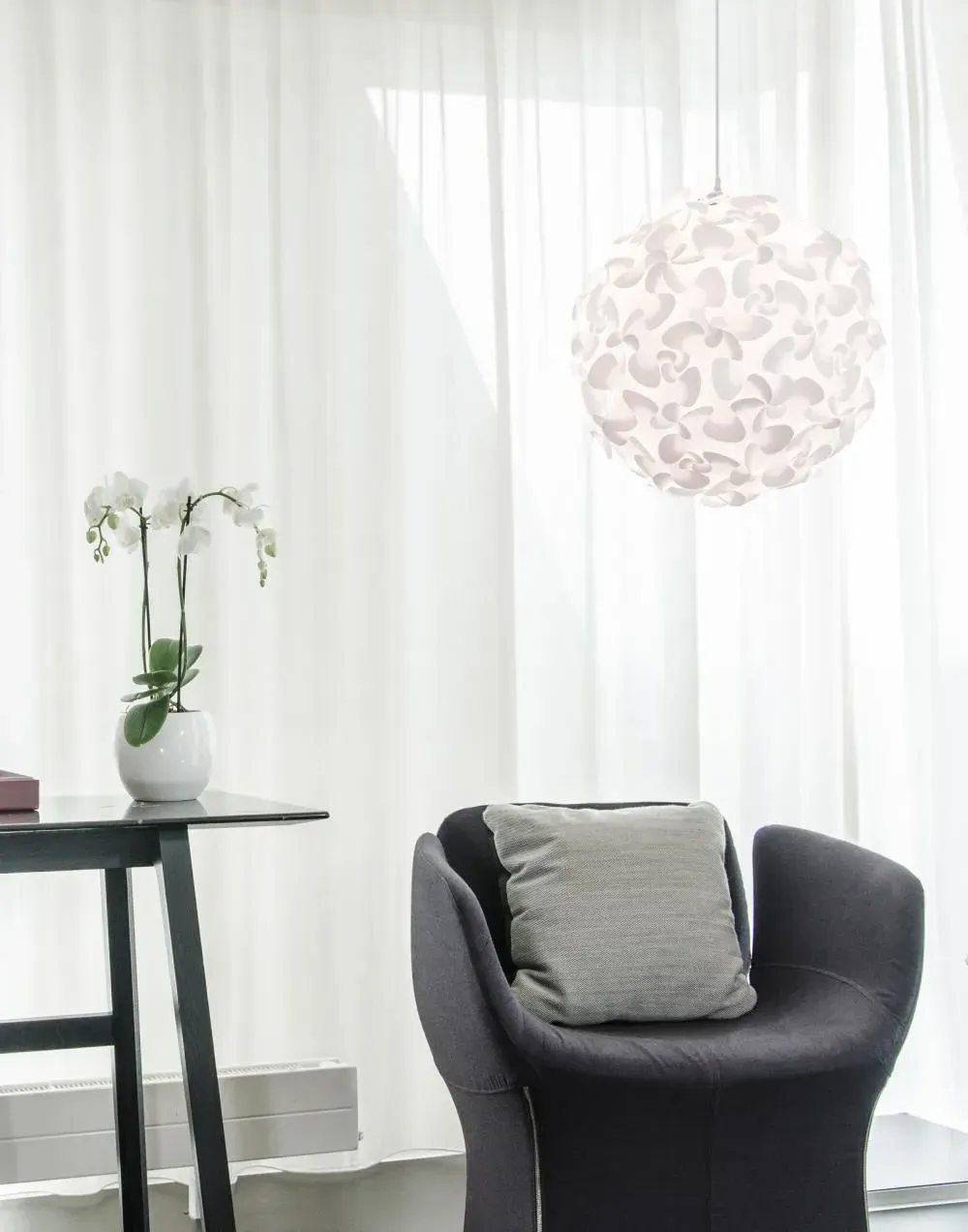 Extra Large Pendant Light Flower Design - Black