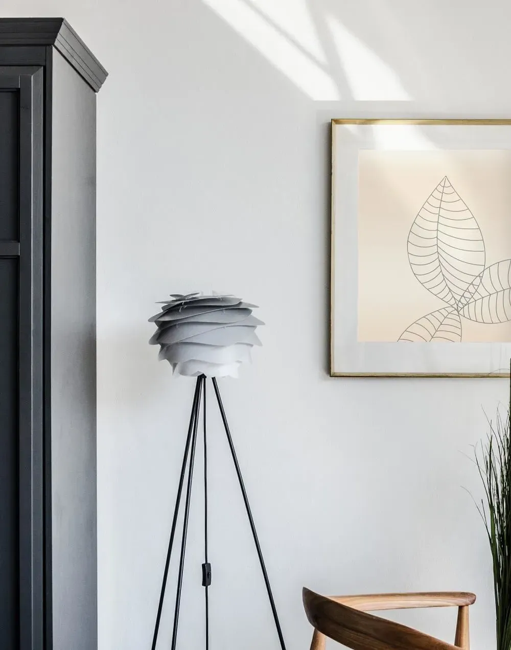 Floor Lamp with Wave Design - Sahara