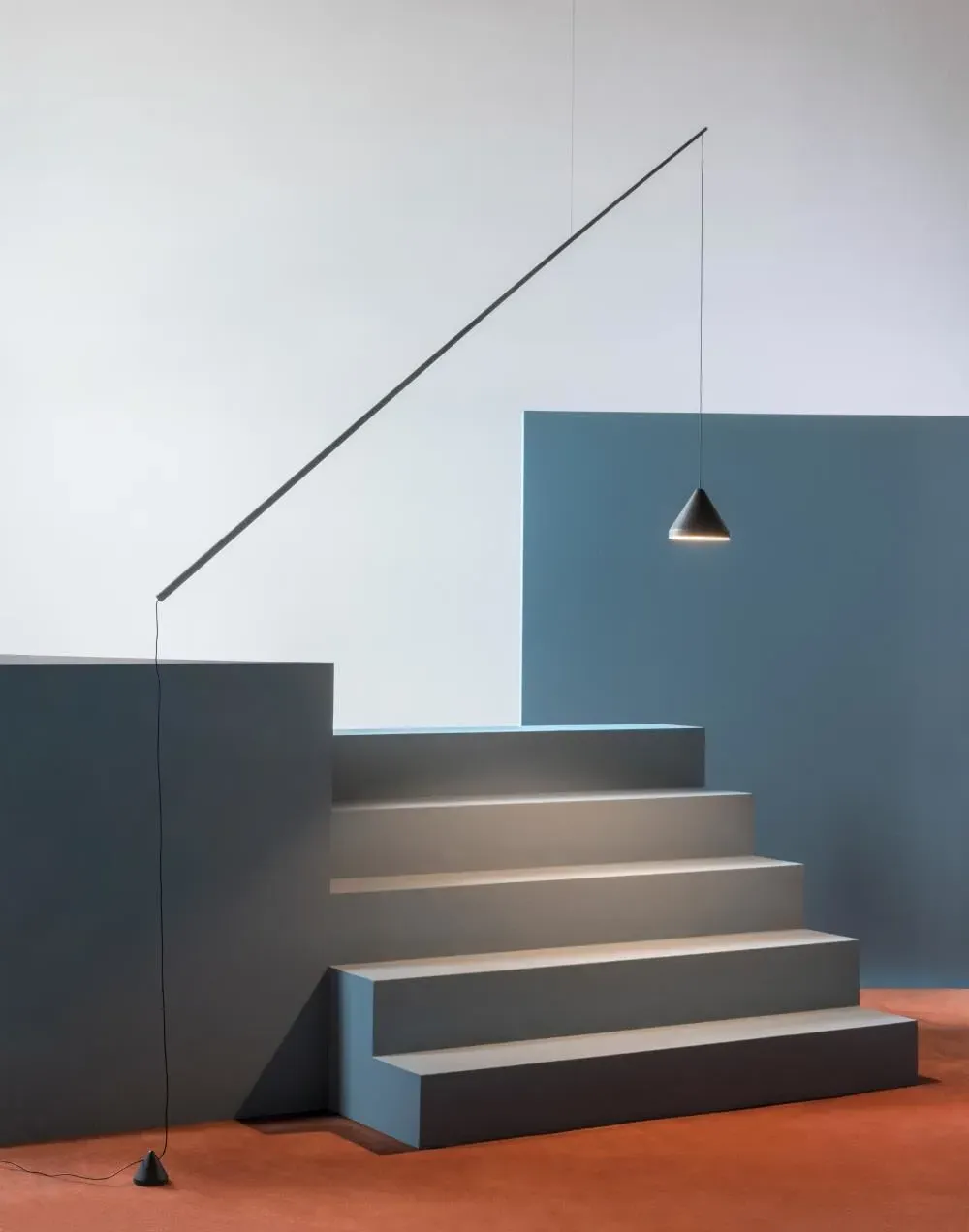 North Floor Light 5620 - Black