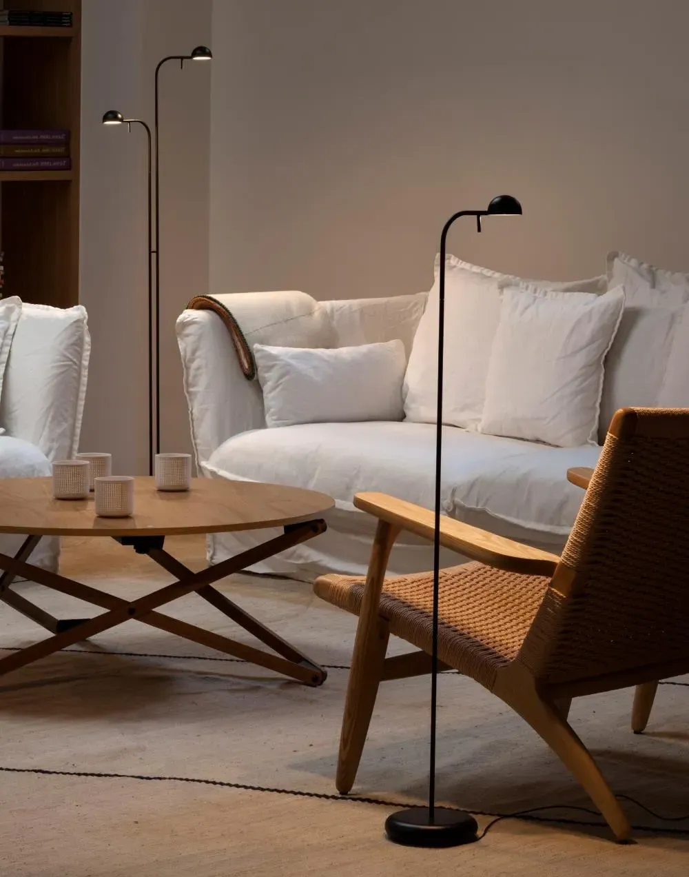 Pin Single Small Floor Lamp - Cream