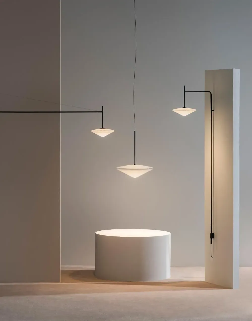 Wall Light with Adjustable Arm - Off White, Glass