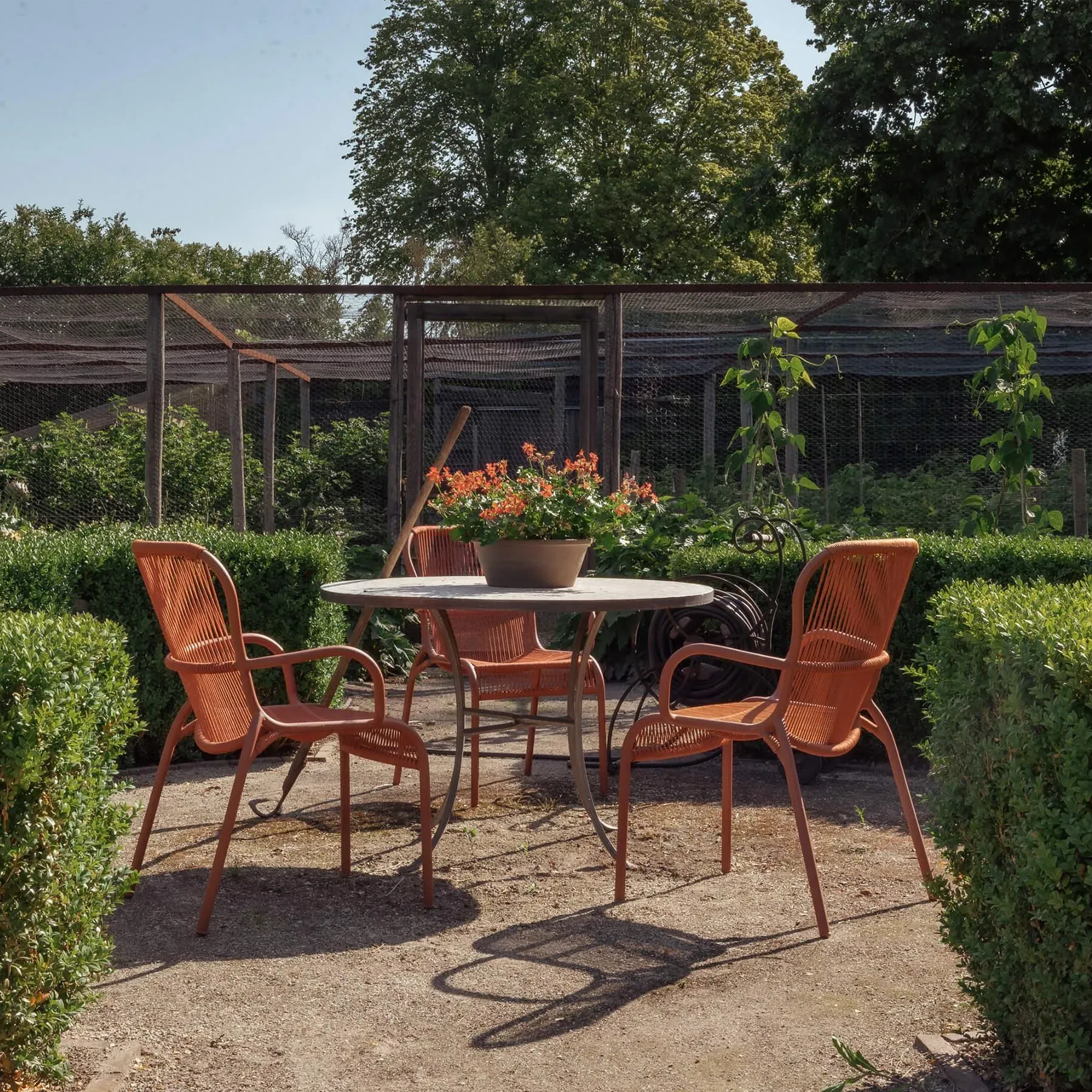 Garden Dining Chair with Woven Design - Black