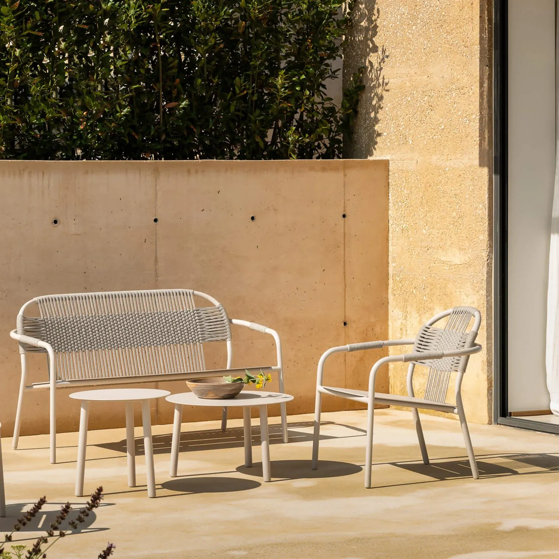 Stackable Garden Lounge Chair - White