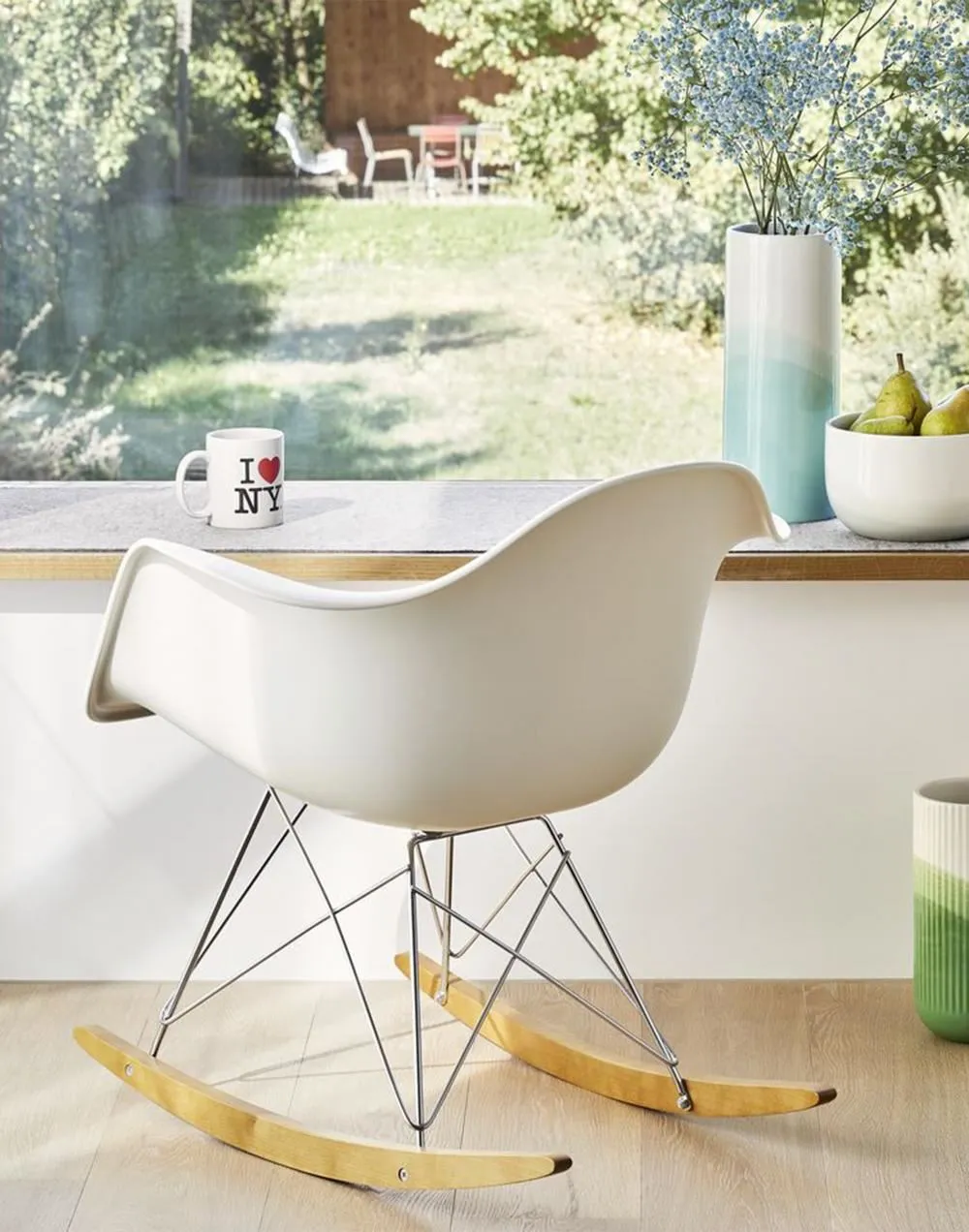 Rocking Chair with Arms - Black, Polypropylene