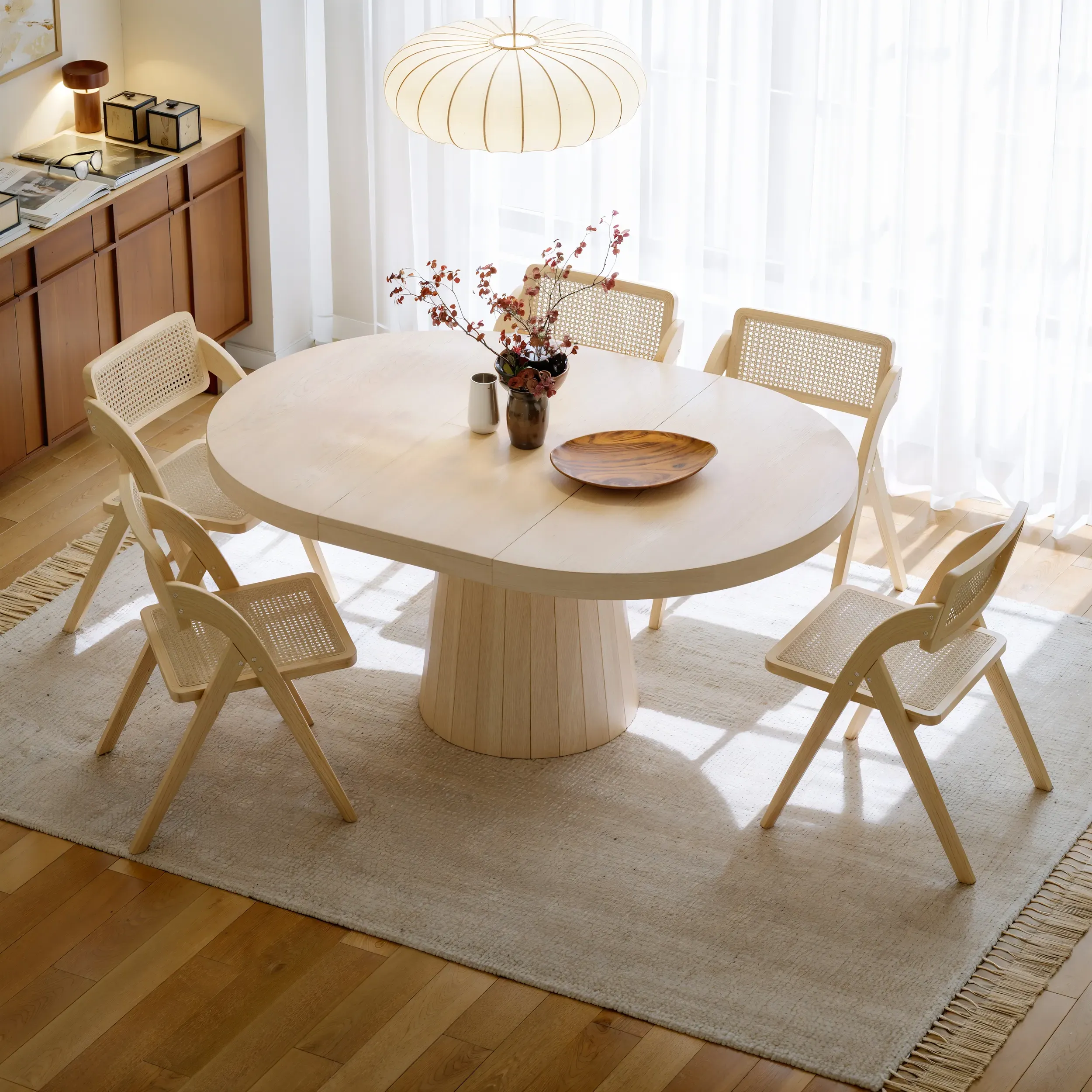 Round Extendable Dining Table - Whitewash, Oak