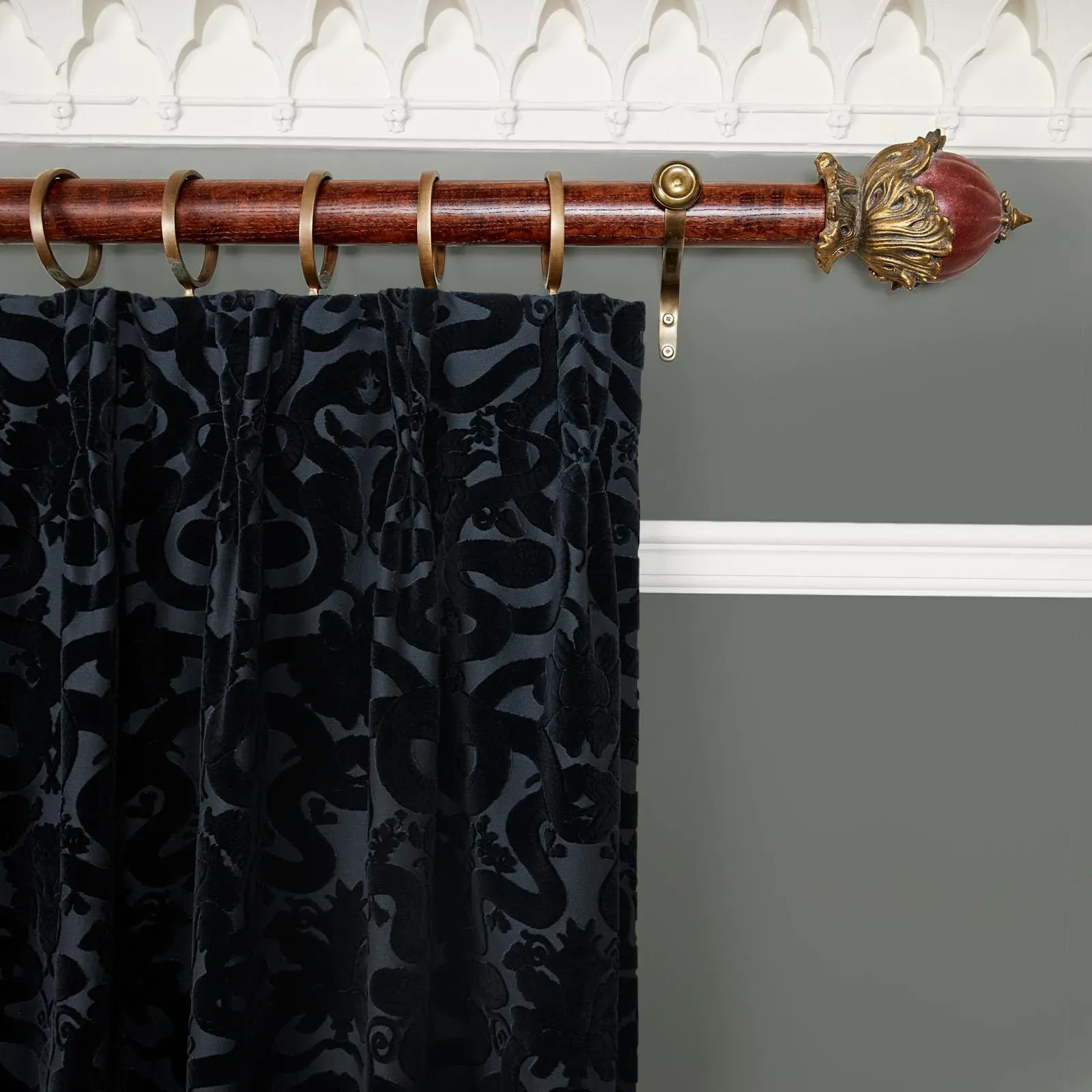 Anaconda Velvet Curtain - Noir image