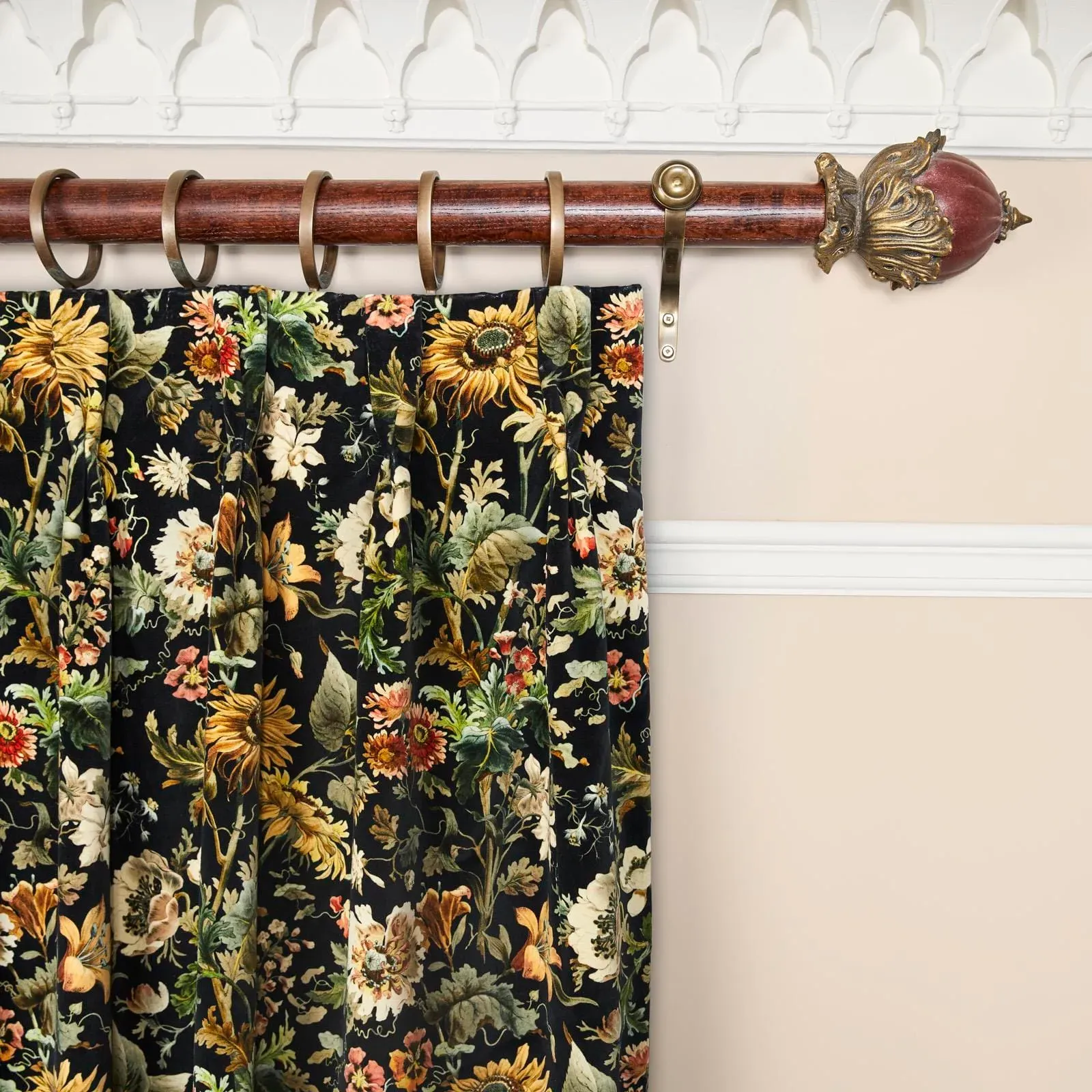 Avalon Velvet Curtain - Noir image