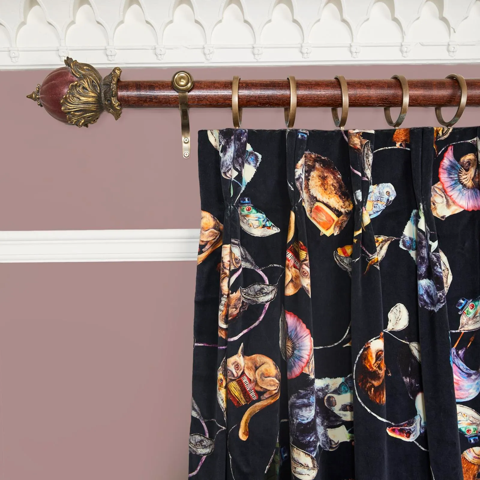 Hackney Empire Velvet Curtain - Midnight image