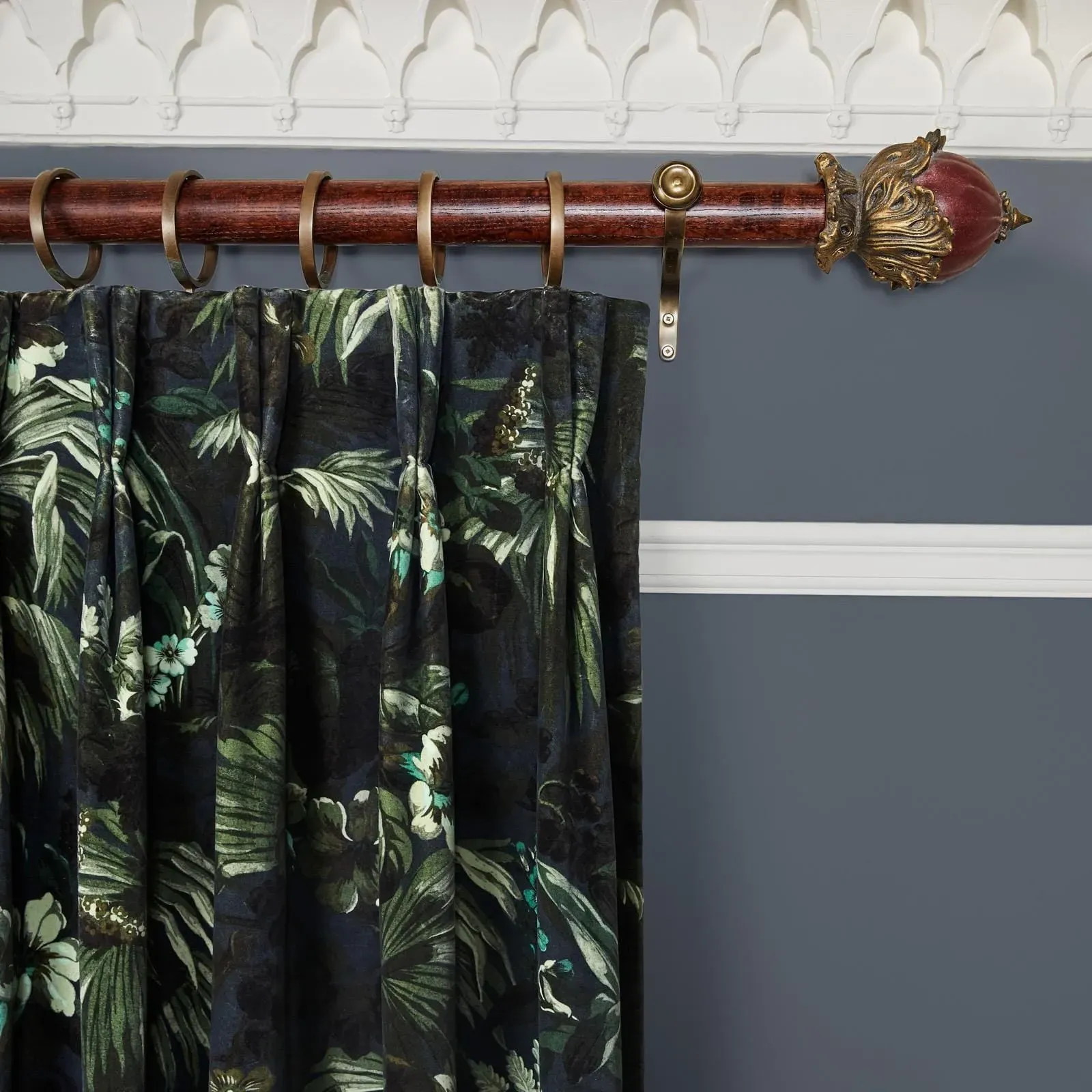 LIMERENCE Velvet Curtain - Ink image