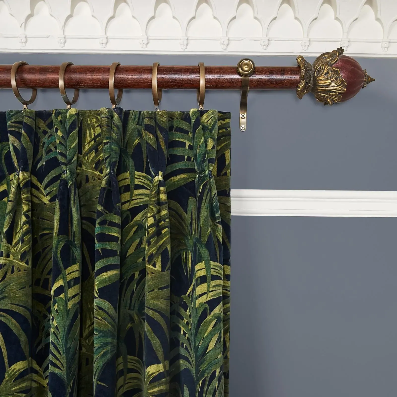 PALMERAL Velvet Curtain - Midnight & Green image