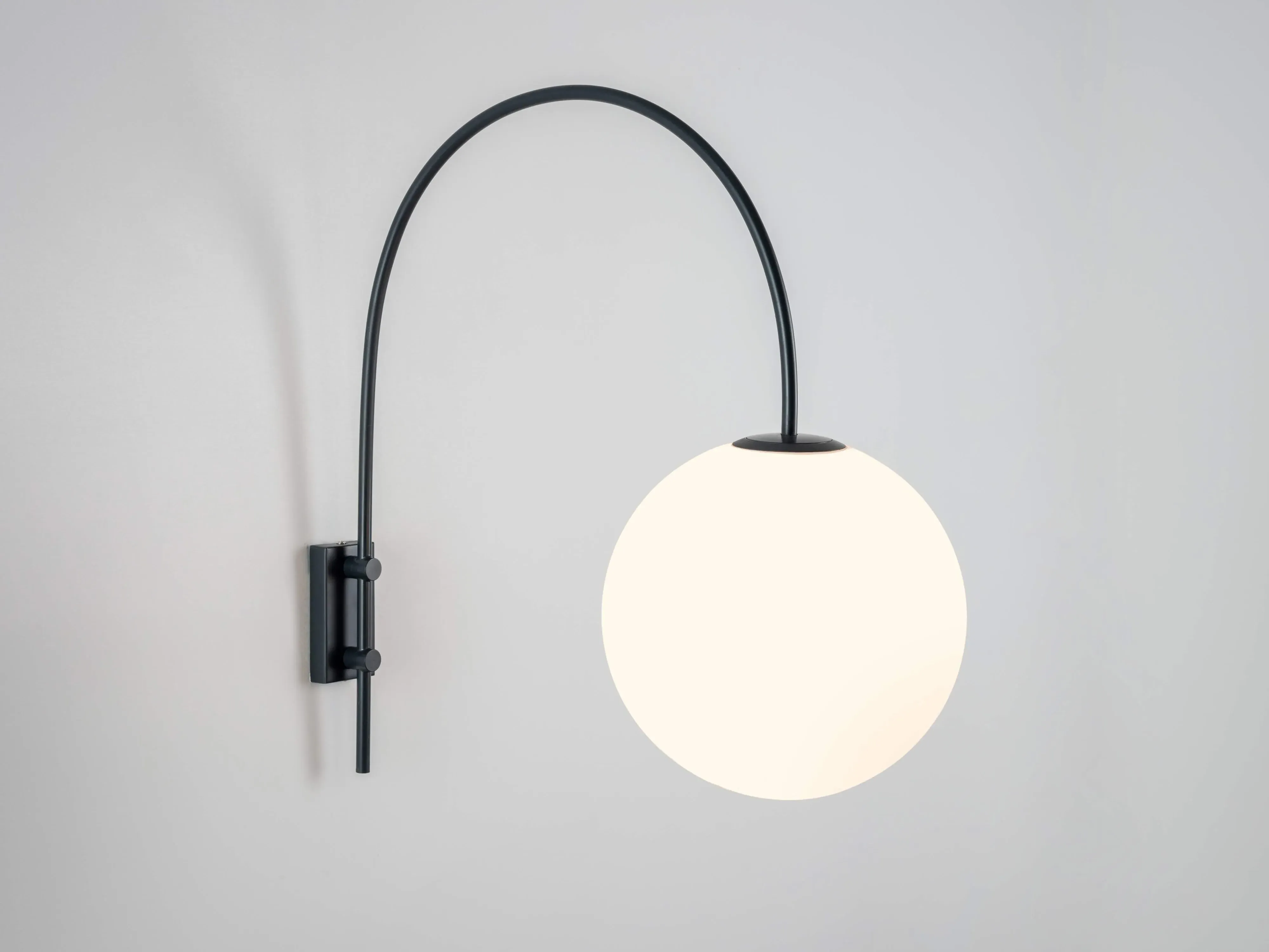 Curve Wall Light - Charcoal Grey